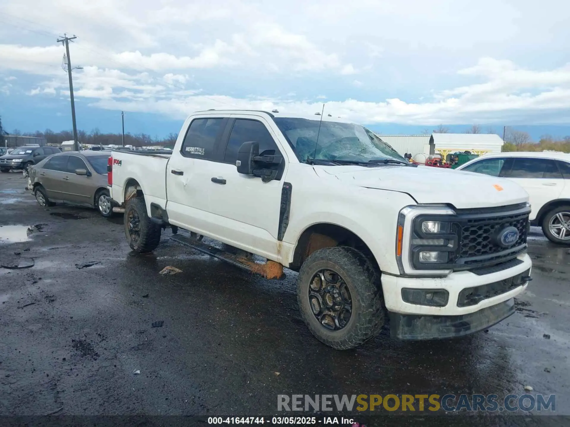 2 Photograph of a damaged car 1FT8W2BNXPEC96356 FORD F-250 2023