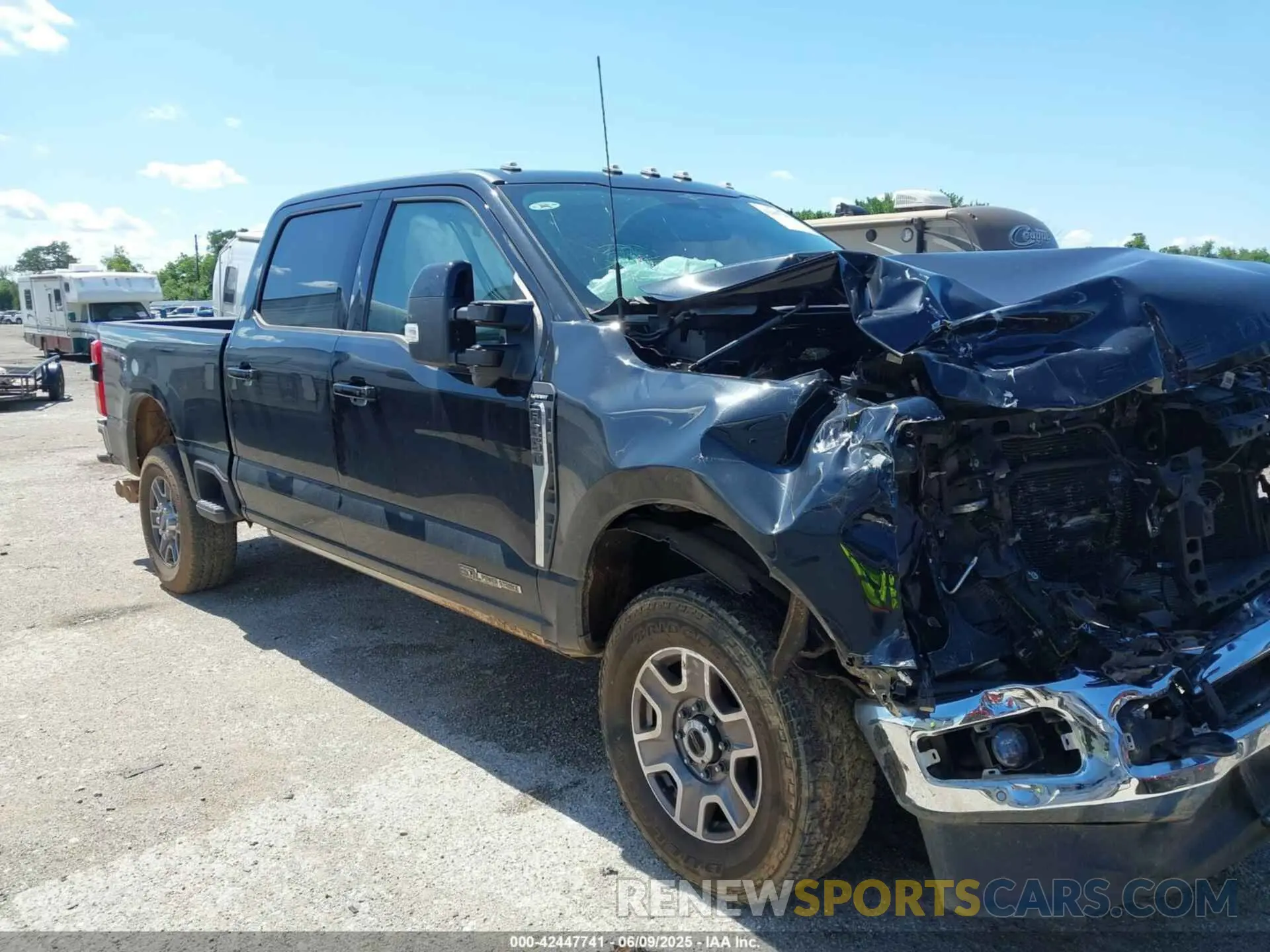 1 Photograph of a damaged car 1FT8W2BT1PEC80819 FORD F-250 2023
