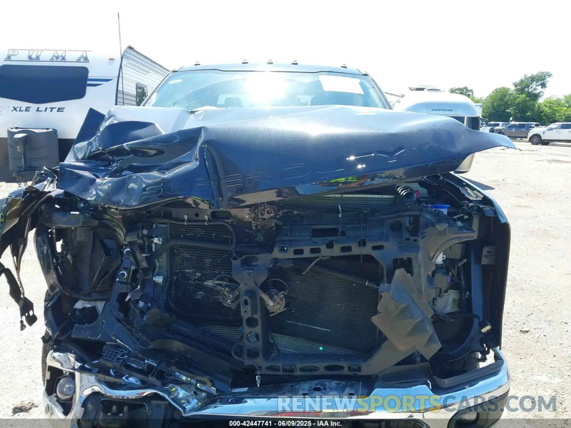 12 Photograph of a damaged car 1FT8W2BT1PEC80819 FORD F-250 2023