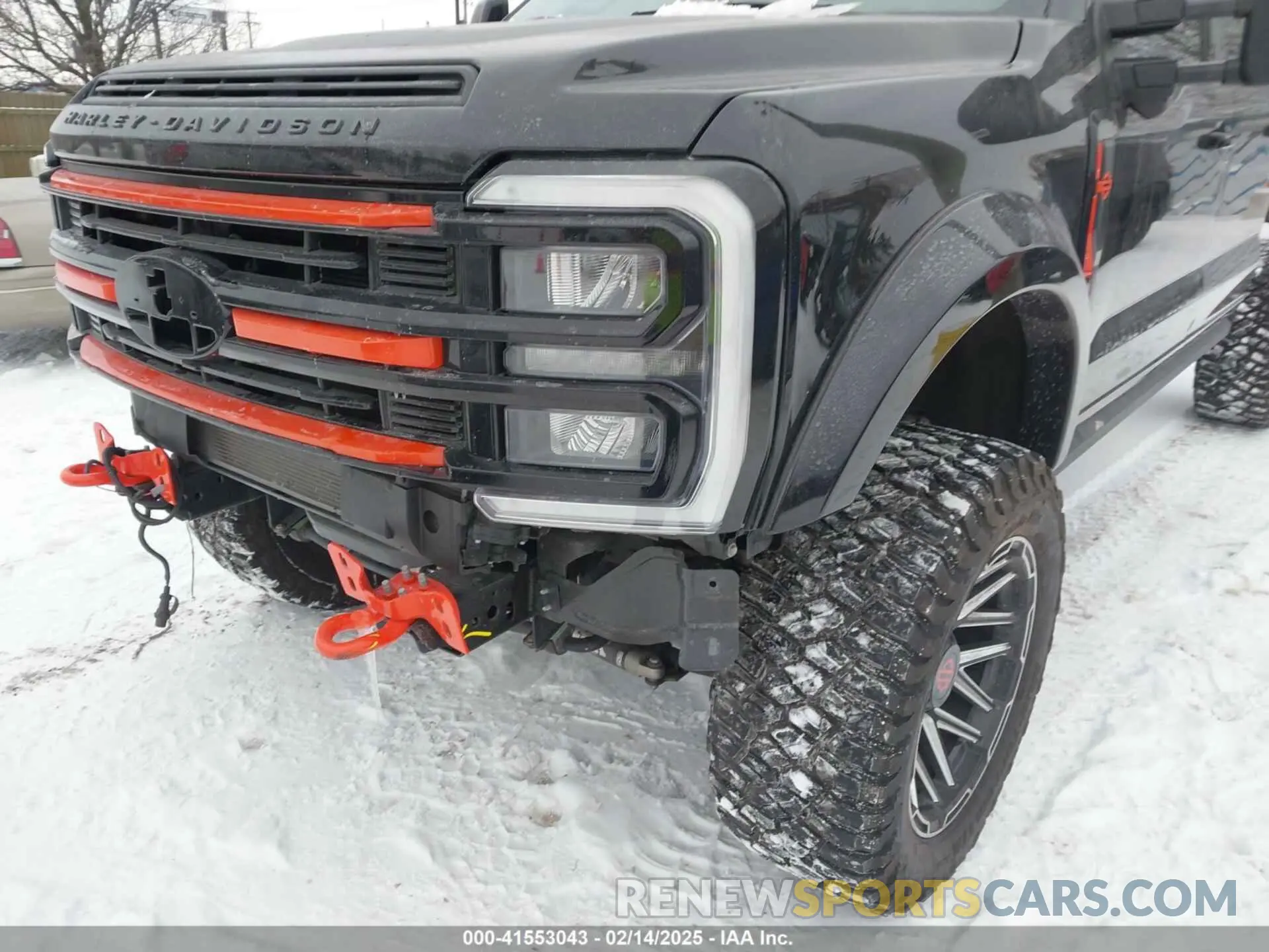 18 Photograph of a damaged car 1FT8W2BT3PED55049 FORD F-250 2023