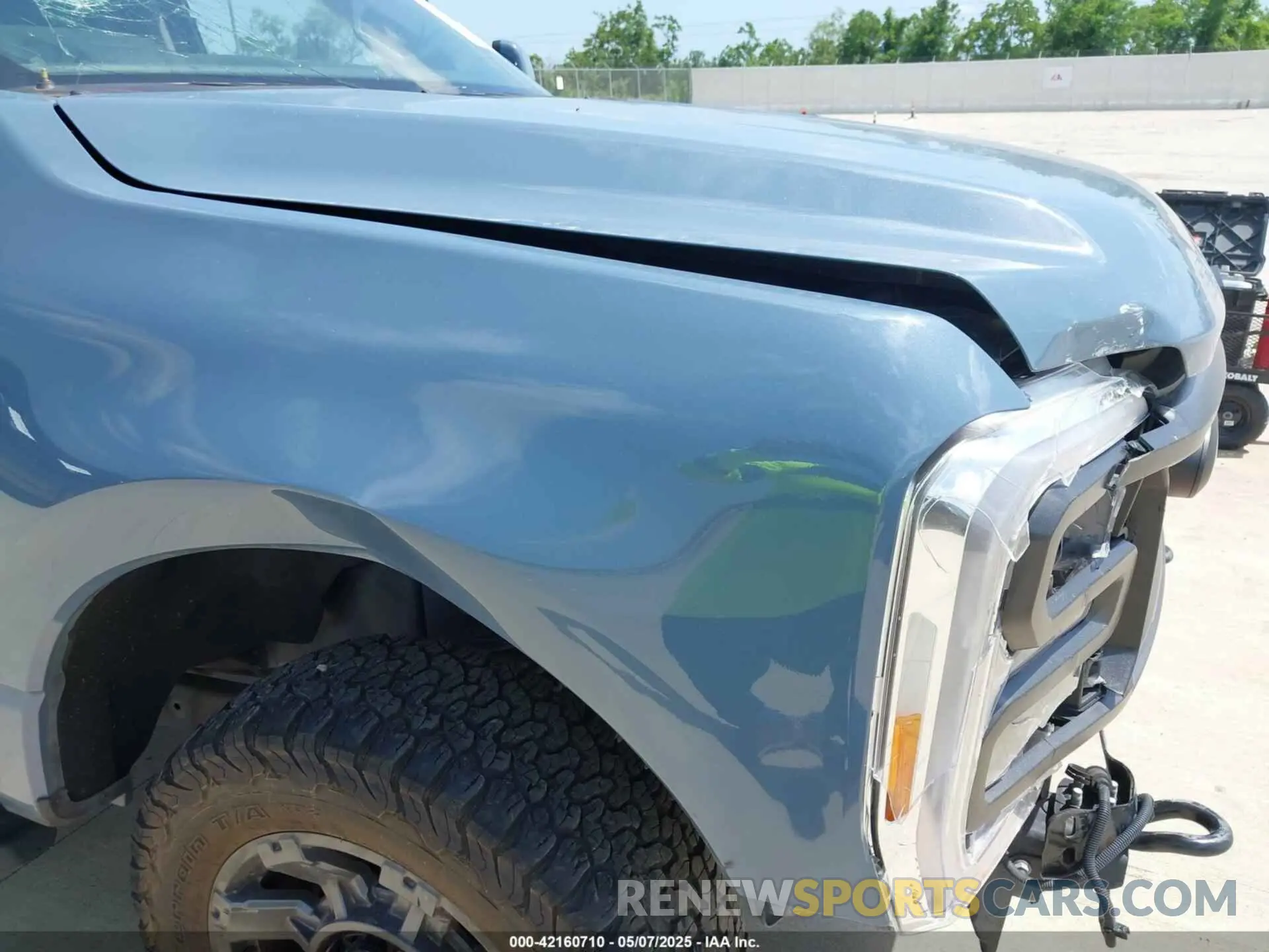 16 Photograph of a damaged car 1FT8W2BT3PED67797 FORD F-250 2023