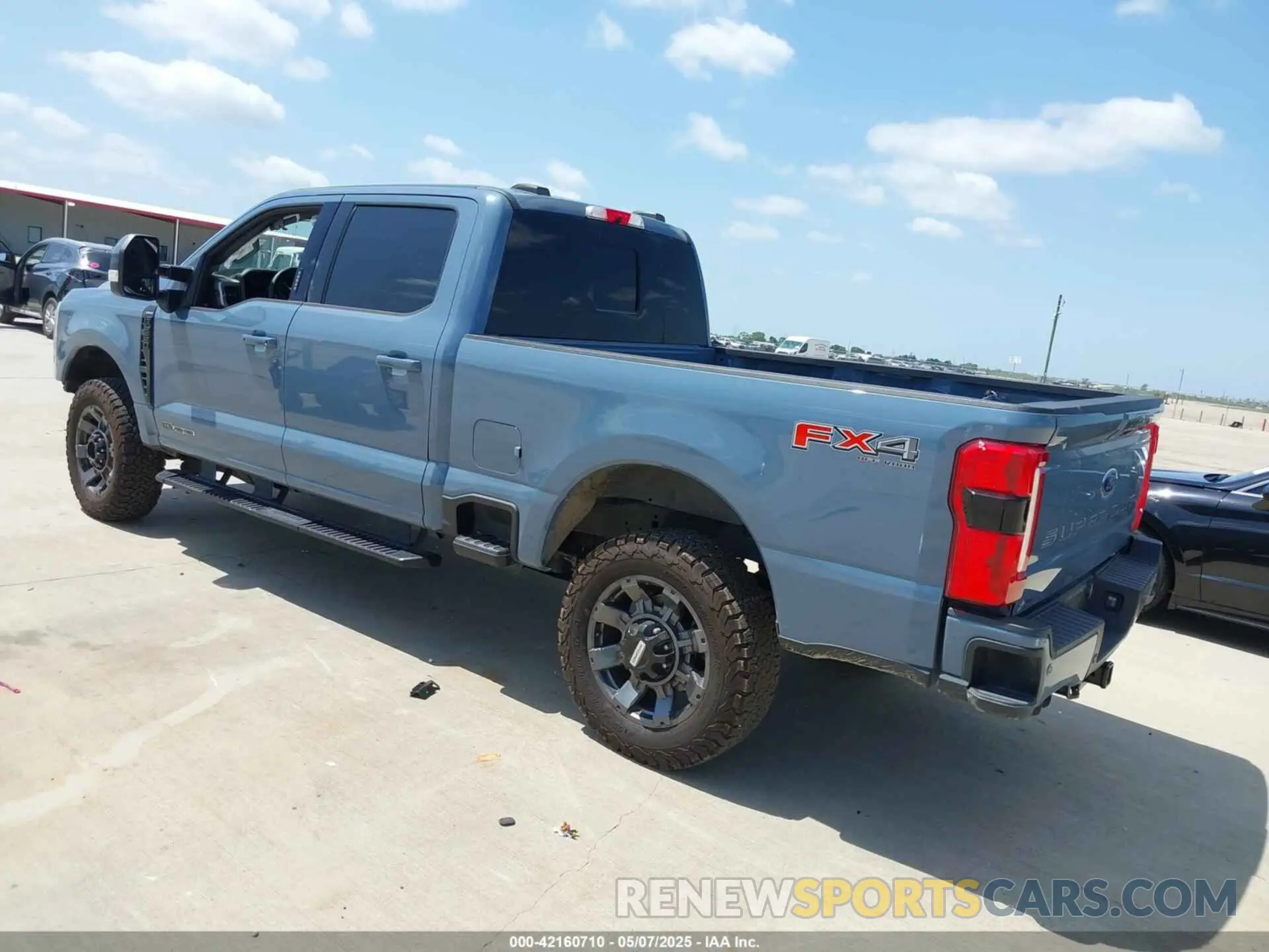 3 Photograph of a damaged car 1FT8W2BT3PED67797 FORD F-250 2023
