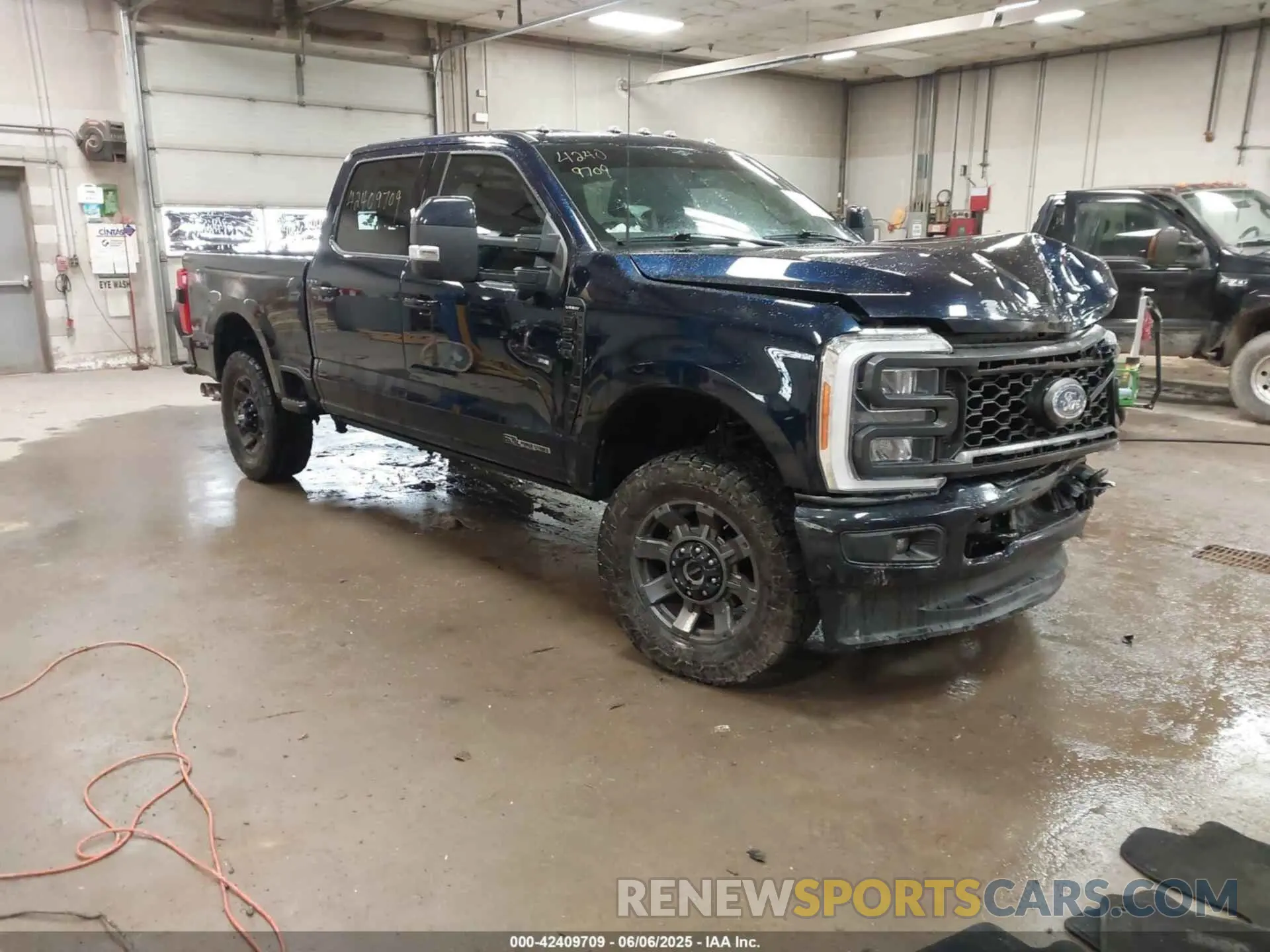 1 Photograph of a damaged car 1FT8W2BT9PED33752 FORD F-250 2023