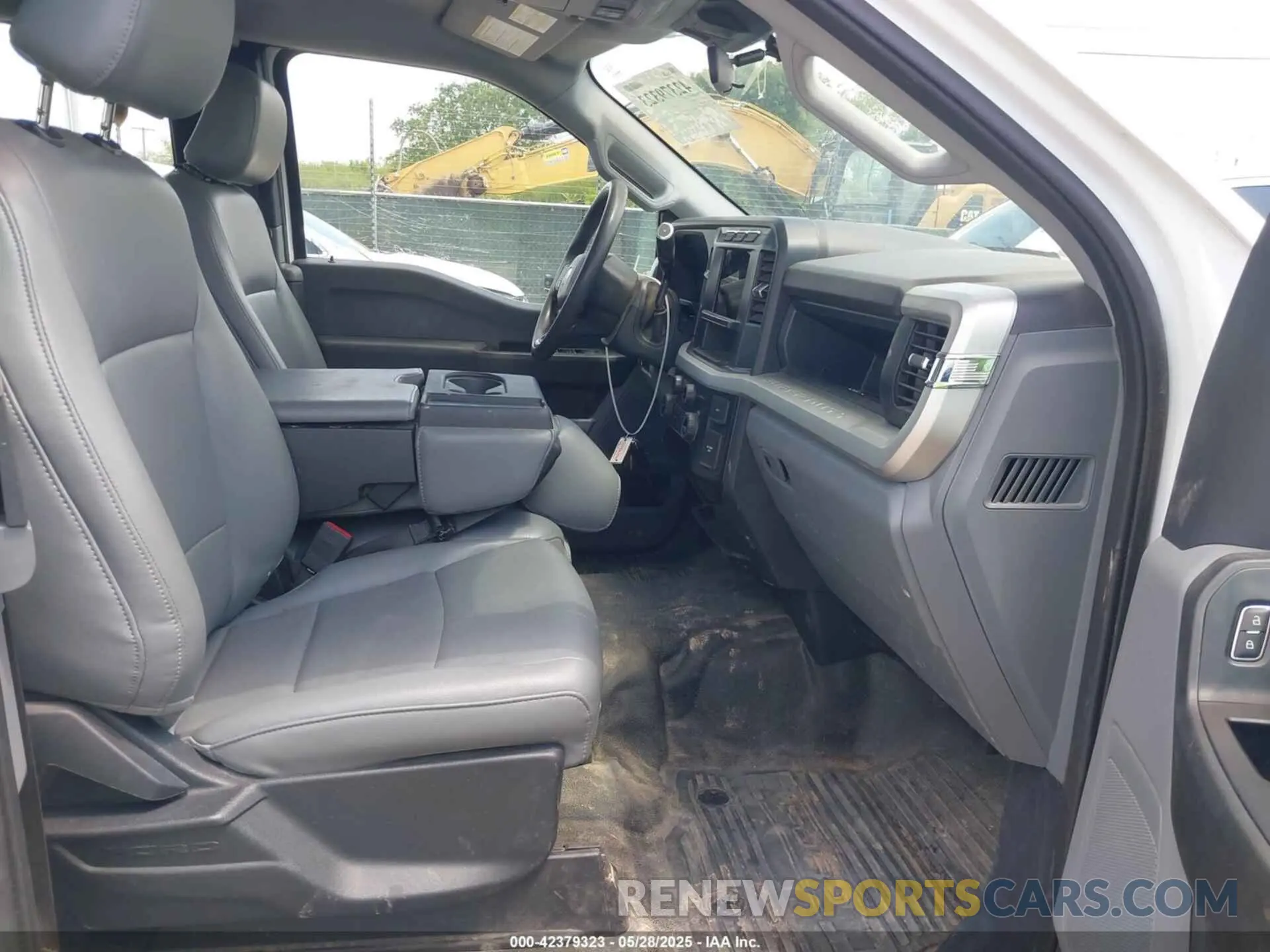 7 Photograph of a damaged car 1FT8X2AA4PED51153 FORD F-250 2023