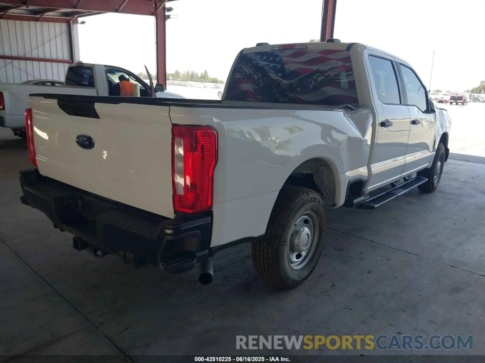 4 Photograph of a damaged car 1FT7W2AA4REF90588 FORD F-250 2024