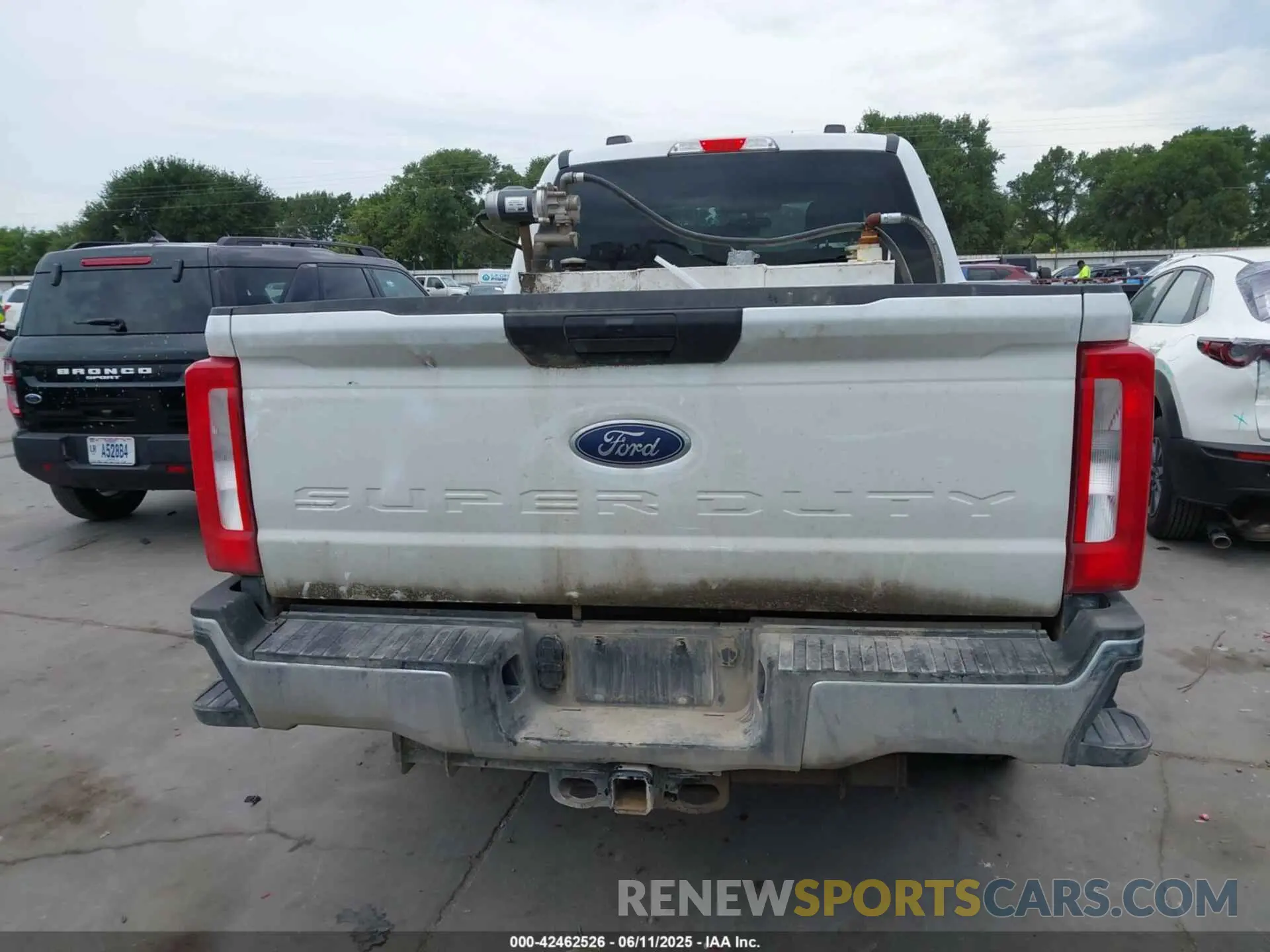 17 Photograph of a damaged car 1FT7W2BT5REC68882 FORD F-250 2024