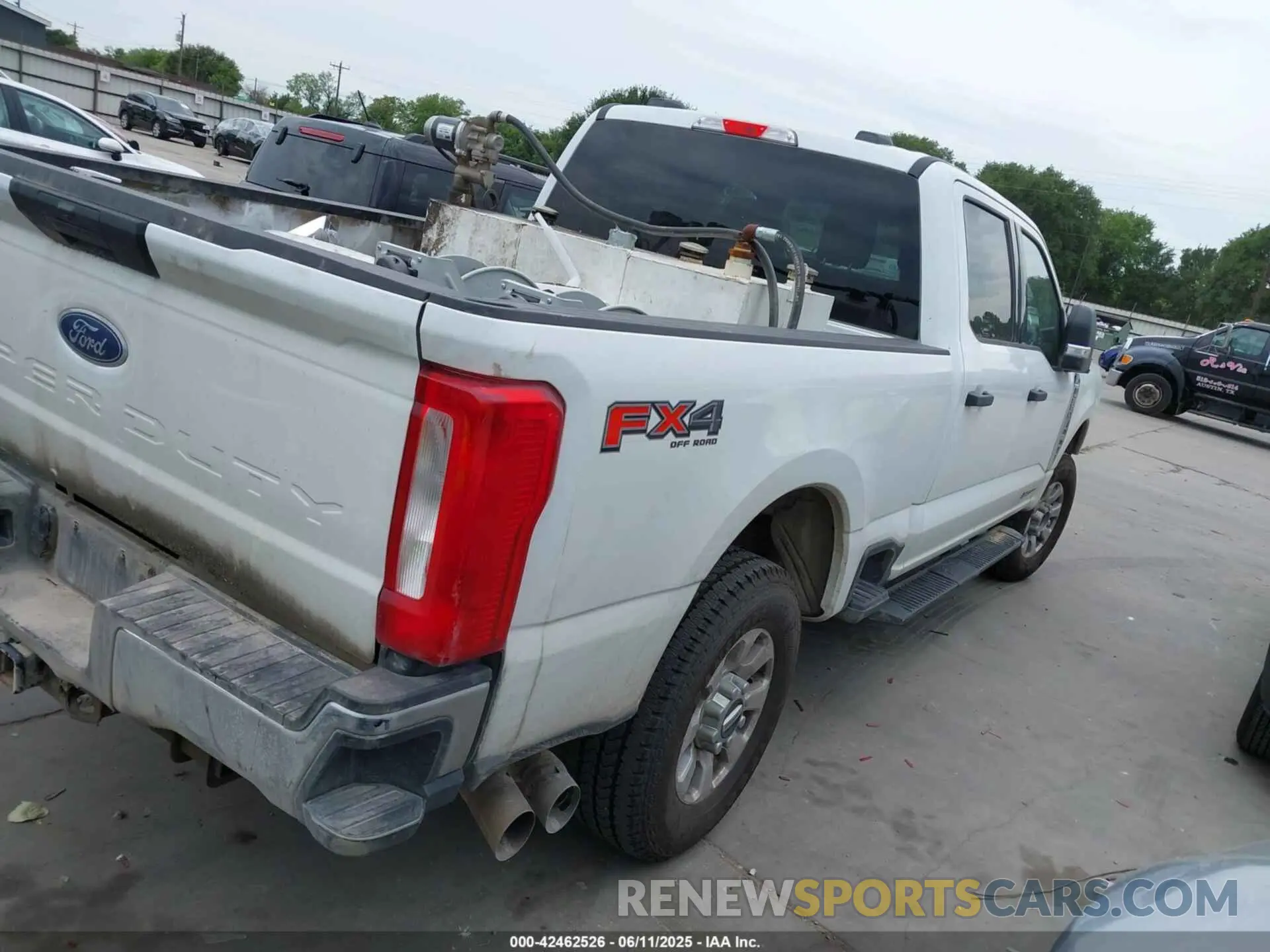 4 Photograph of a damaged car 1FT7W2BT5REC68882 FORD F-250 2024
