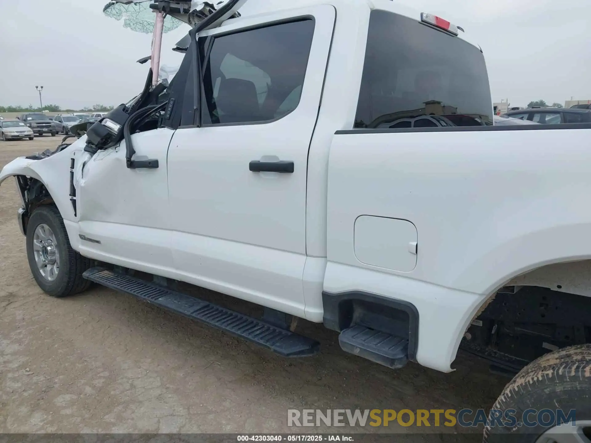 14 Photograph of a damaged car 1FT7W2BT5RED79934 FORD F-250 2024