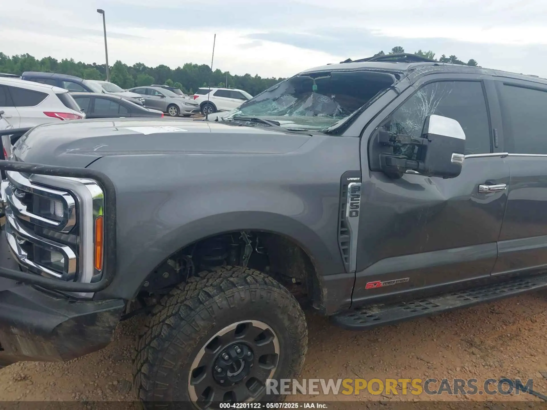 6 Photograph of a damaged car 1FT8W2BM4REE24052 FORD F-250 2024