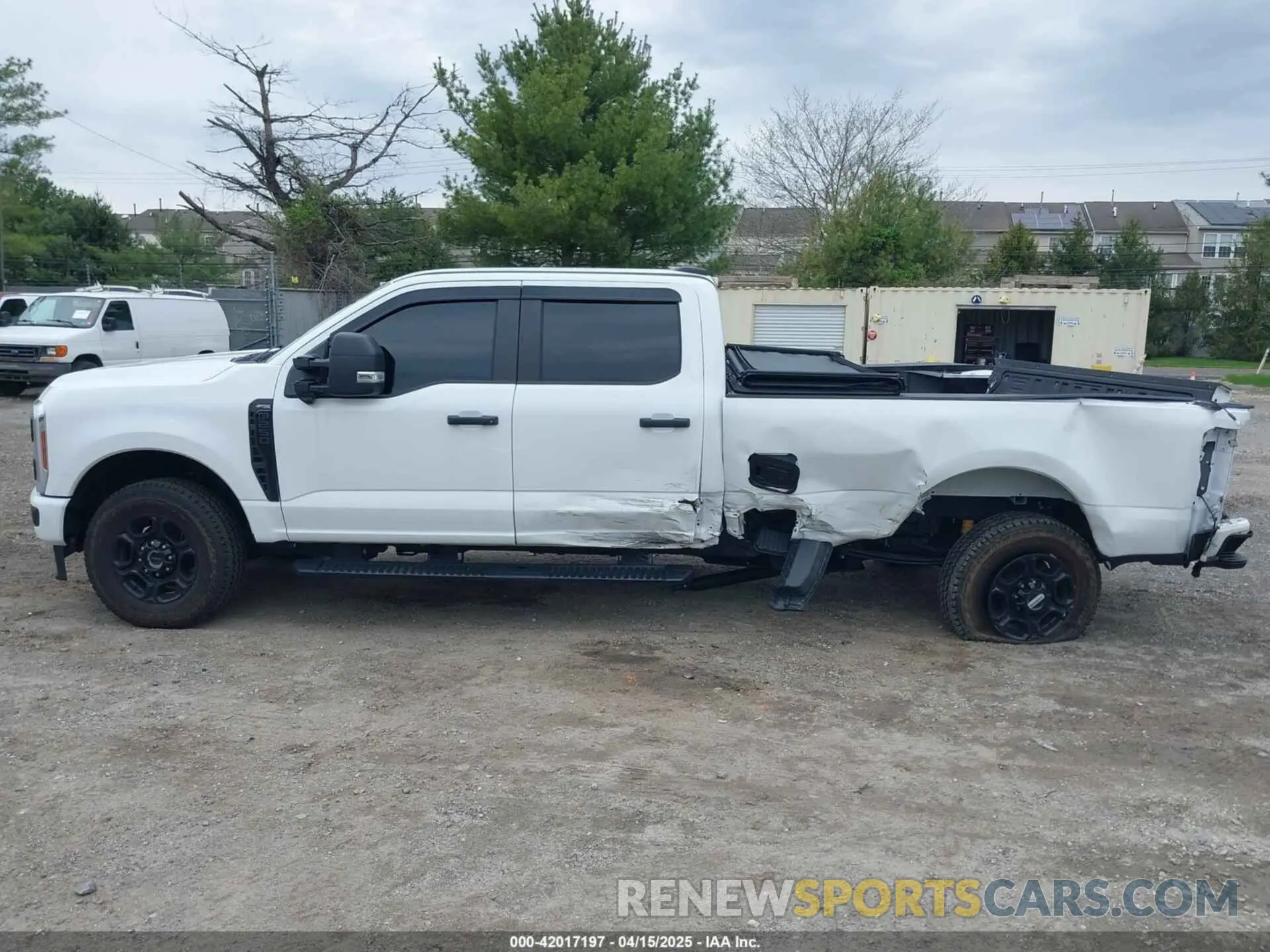 14 Photograph of a damaged car 1FT8W2BN0REC67757 FORD F-250 2024