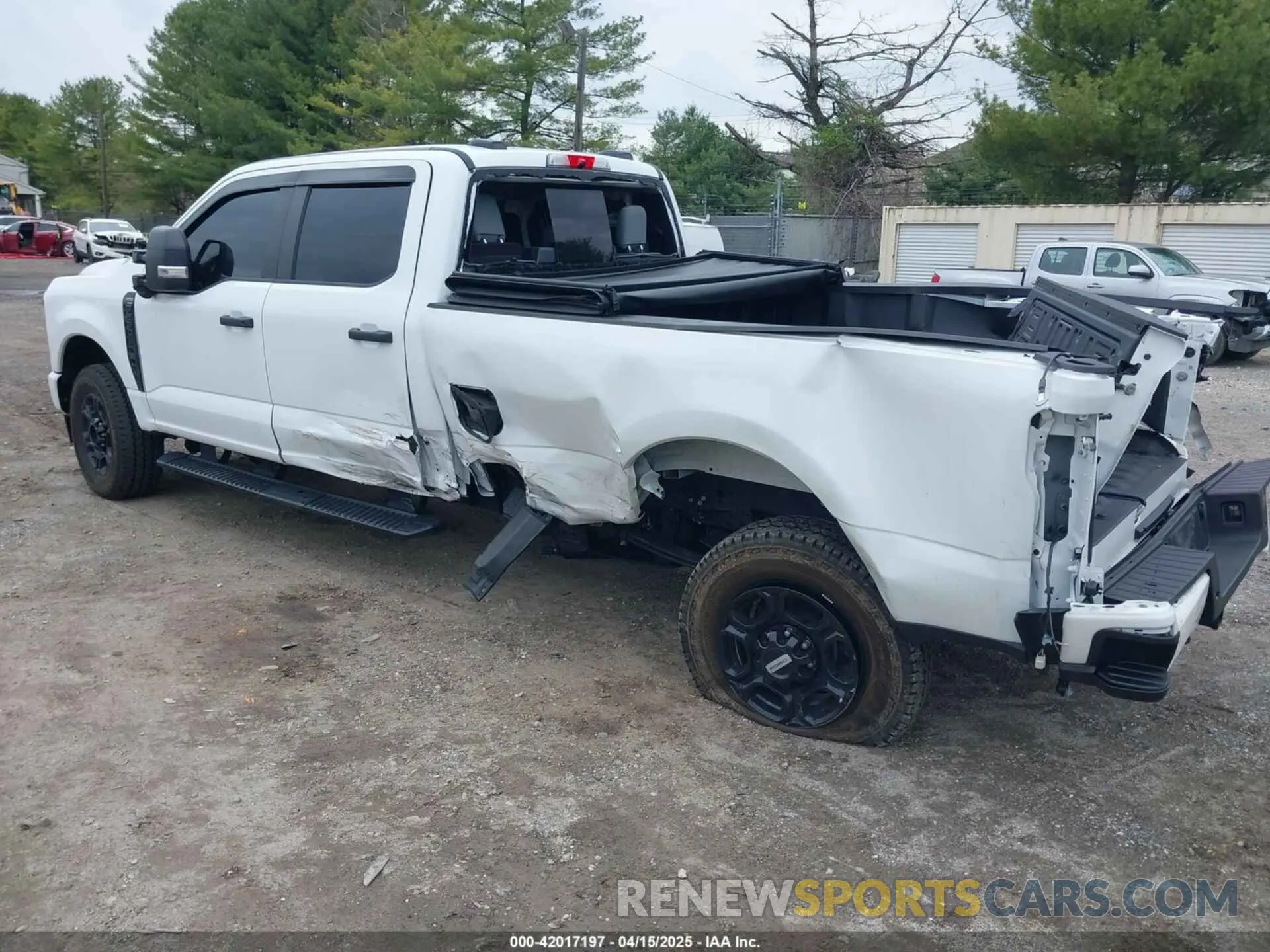 3 Photograph of a damaged car 1FT8W2BN0REC67757 FORD F-250 2024