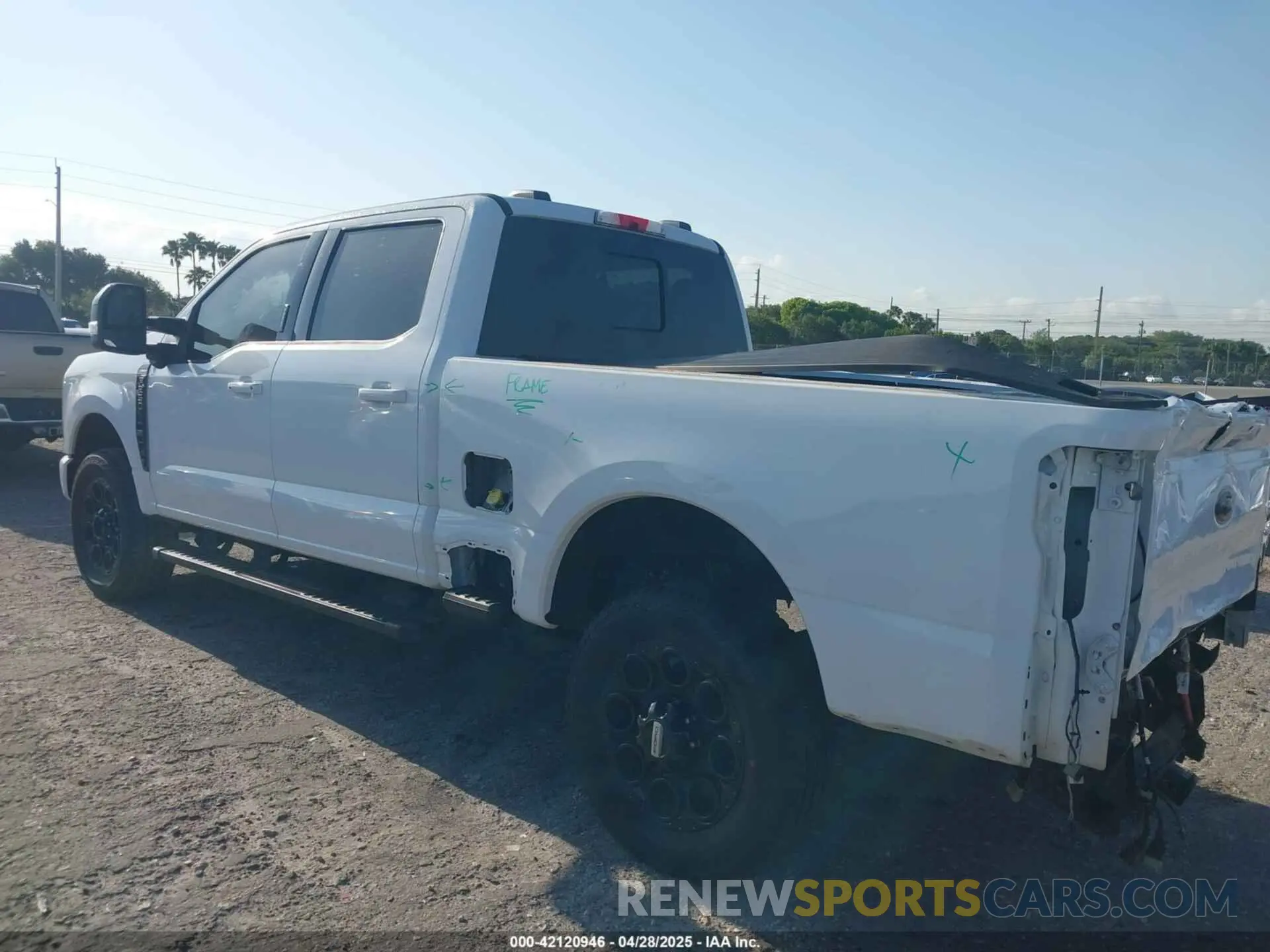 3 Photograph of a damaged car 1FT8W2BN0RED51481 FORD F-250 2024