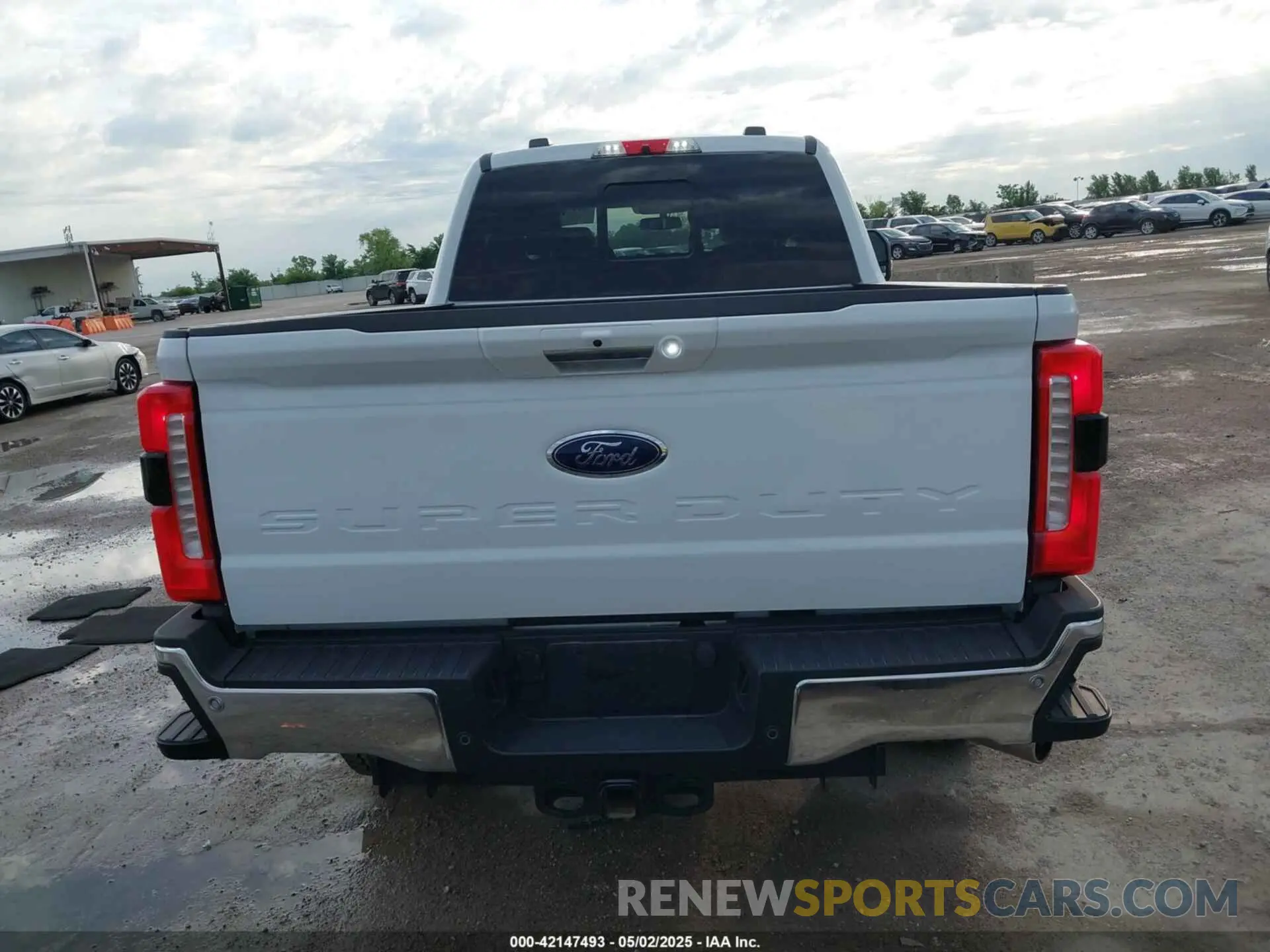 15 Photograph of a damaged car 1FT8W2BN4REE97480 FORD F-250 2024