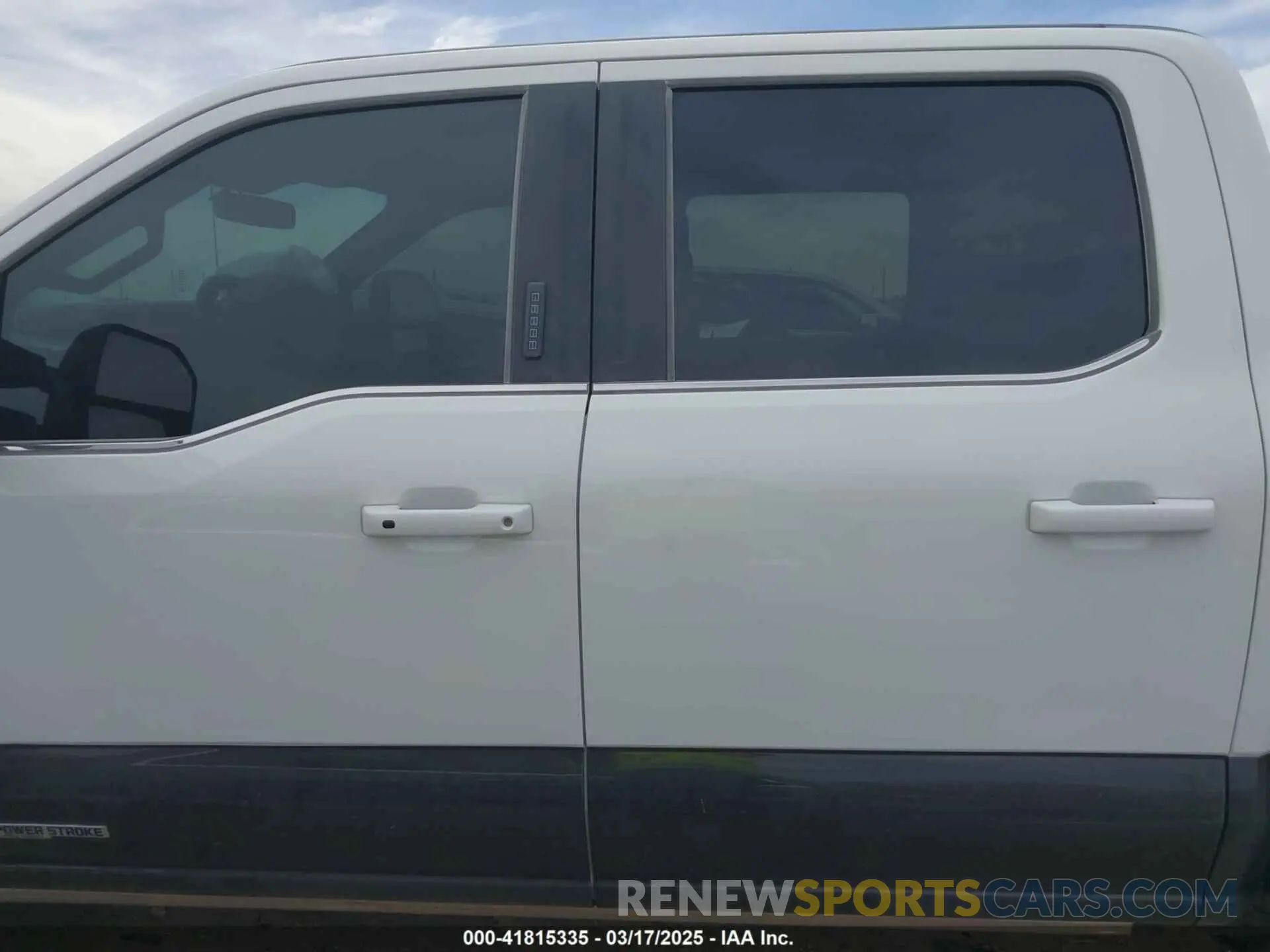 14 Photograph of a damaged car 1FT8W2BT0REC25880 FORD F-250 2024