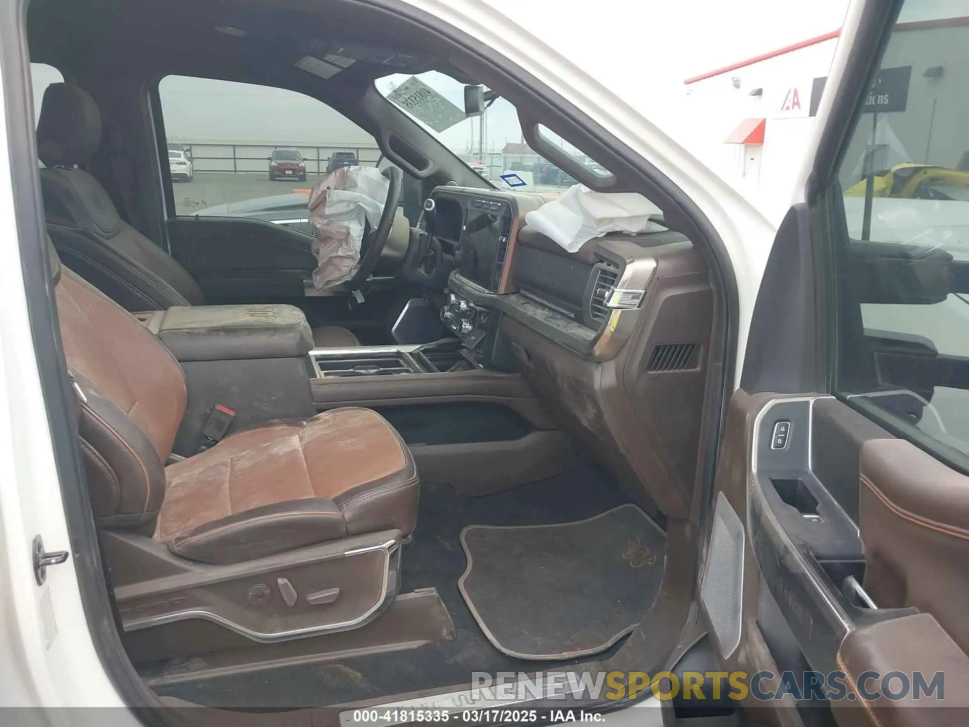 5 Photograph of a damaged car 1FT8W2BT0REC25880 FORD F-250 2024