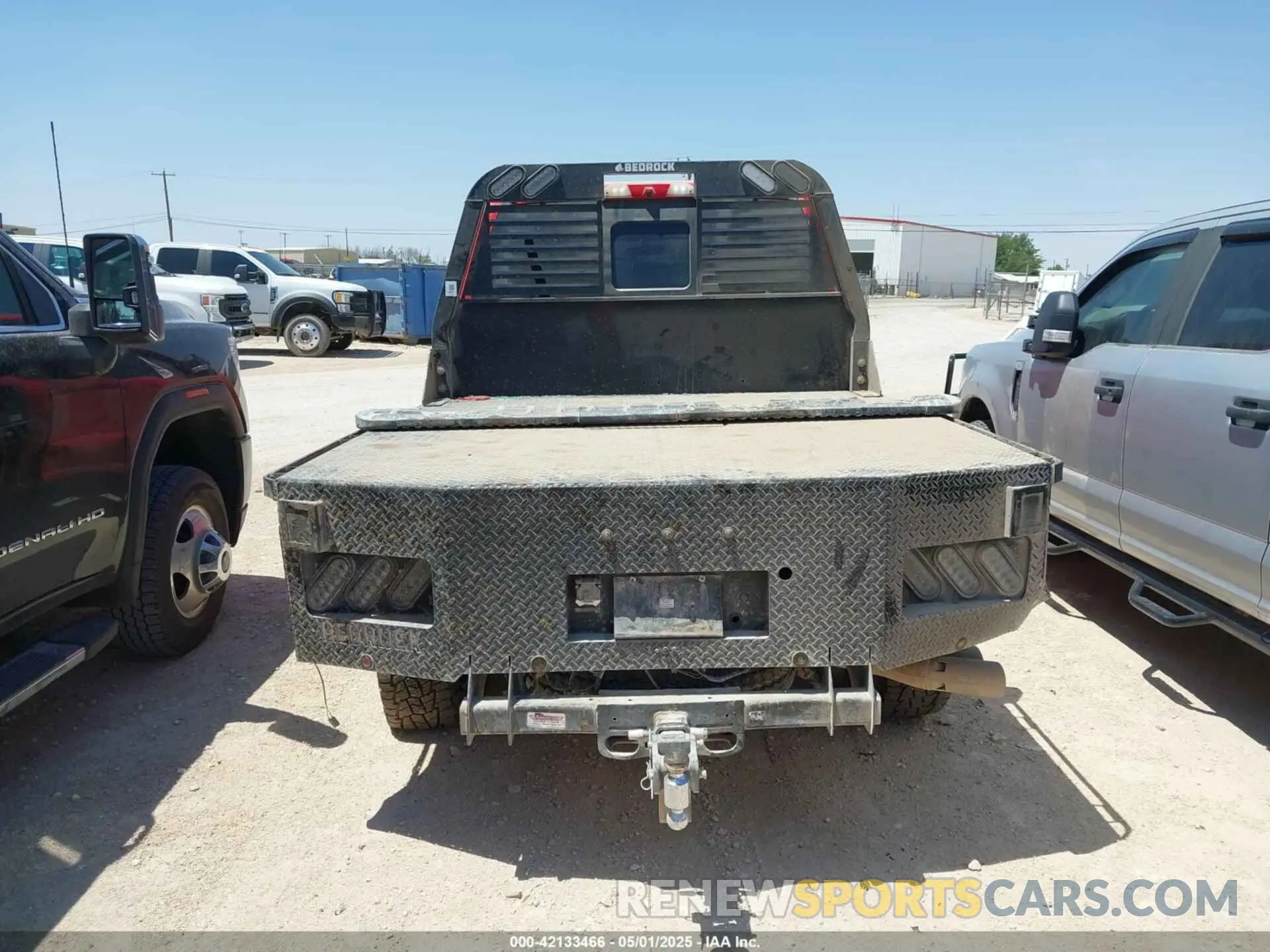 15 Photograph of a damaged car 1FT8W2BT2REC61019 FORD F-250 2024