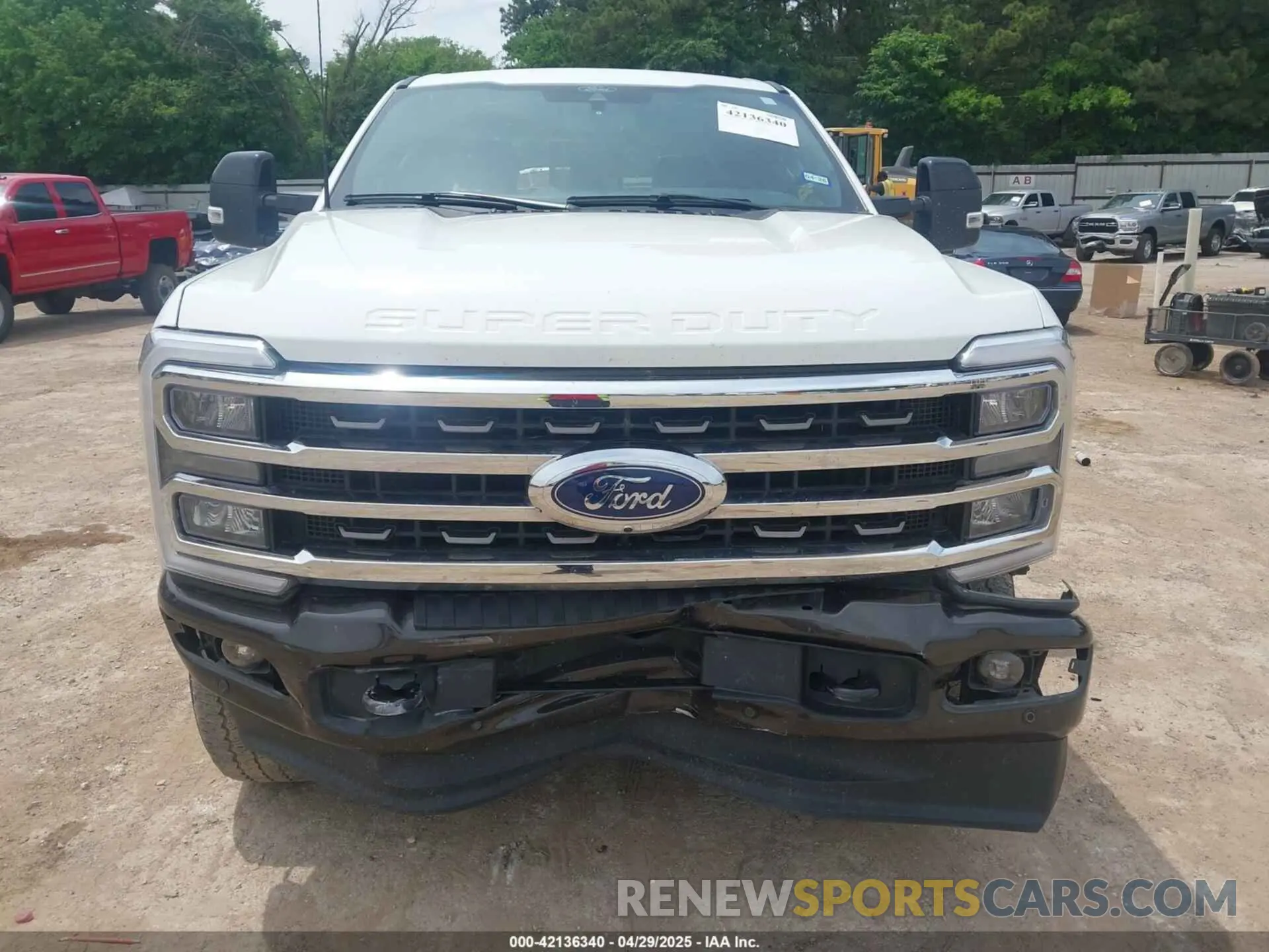 13 Photograph of a damaged car 1FT8W2BT8REC66998 FORD F-250 2024