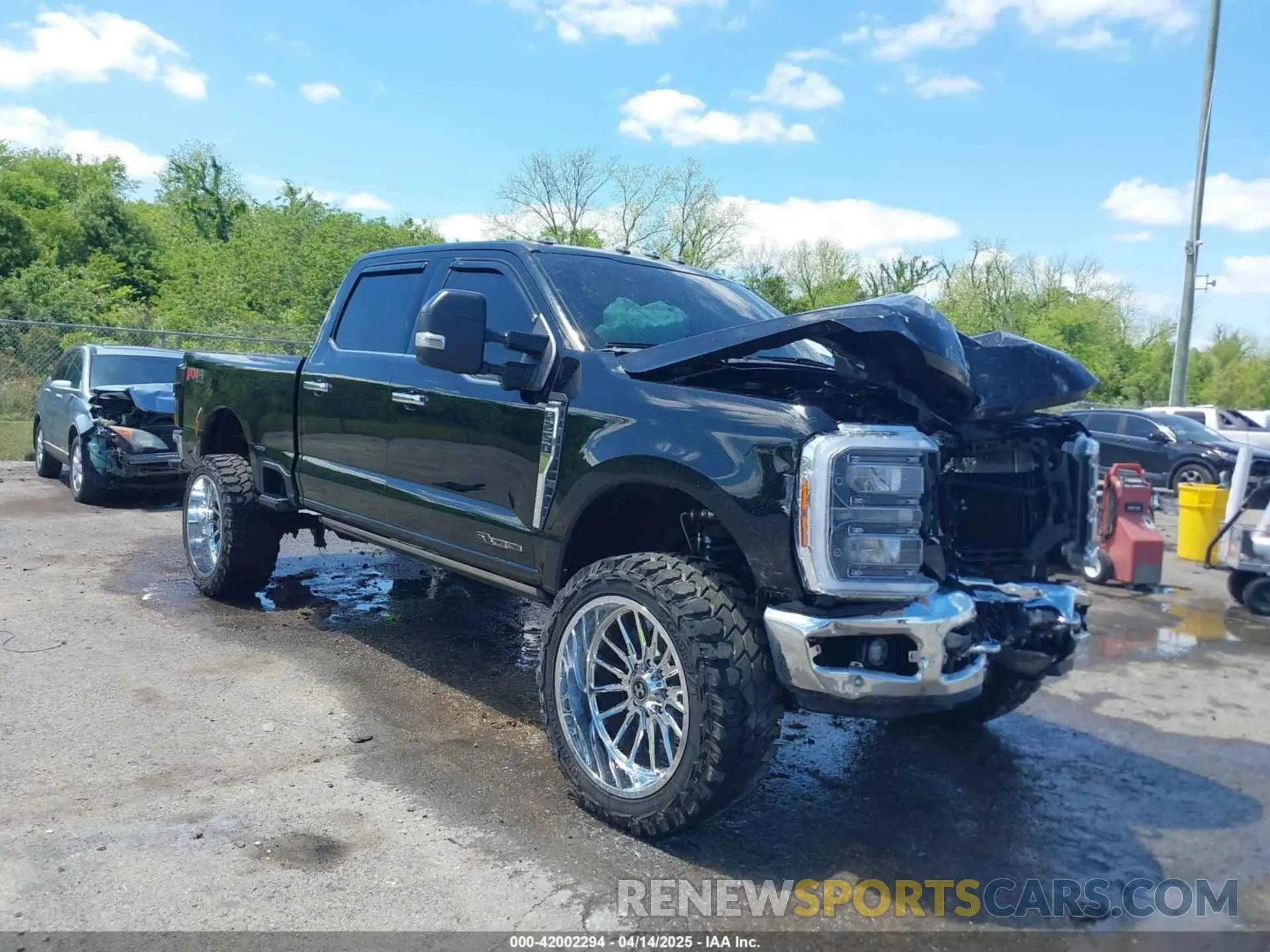 1 Photograph of a damaged car 1FT8W2BT8REE27558 FORD F-250 2024