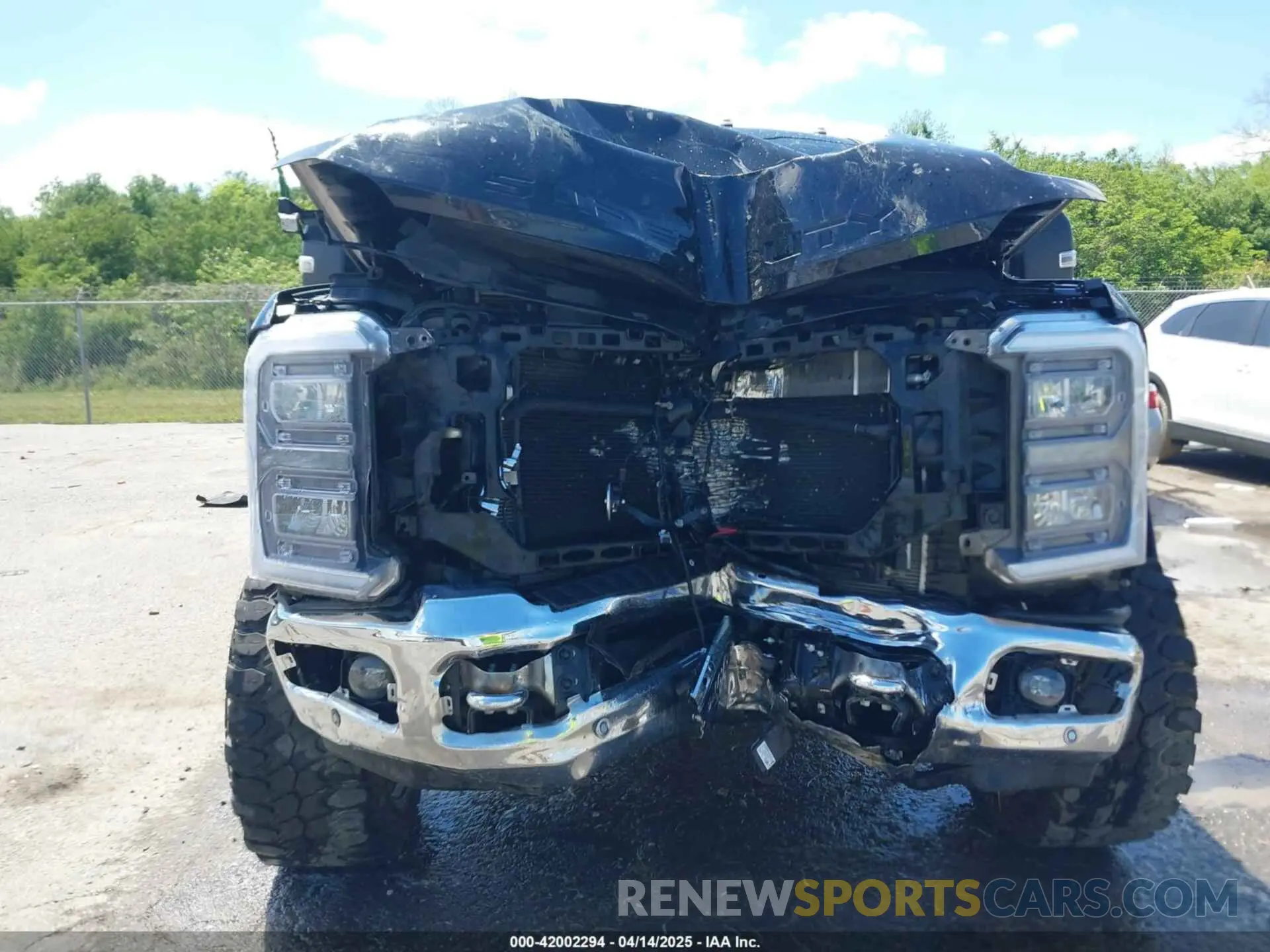 11 Photograph of a damaged car 1FT8W2BT8REE27558 FORD F-250 2024