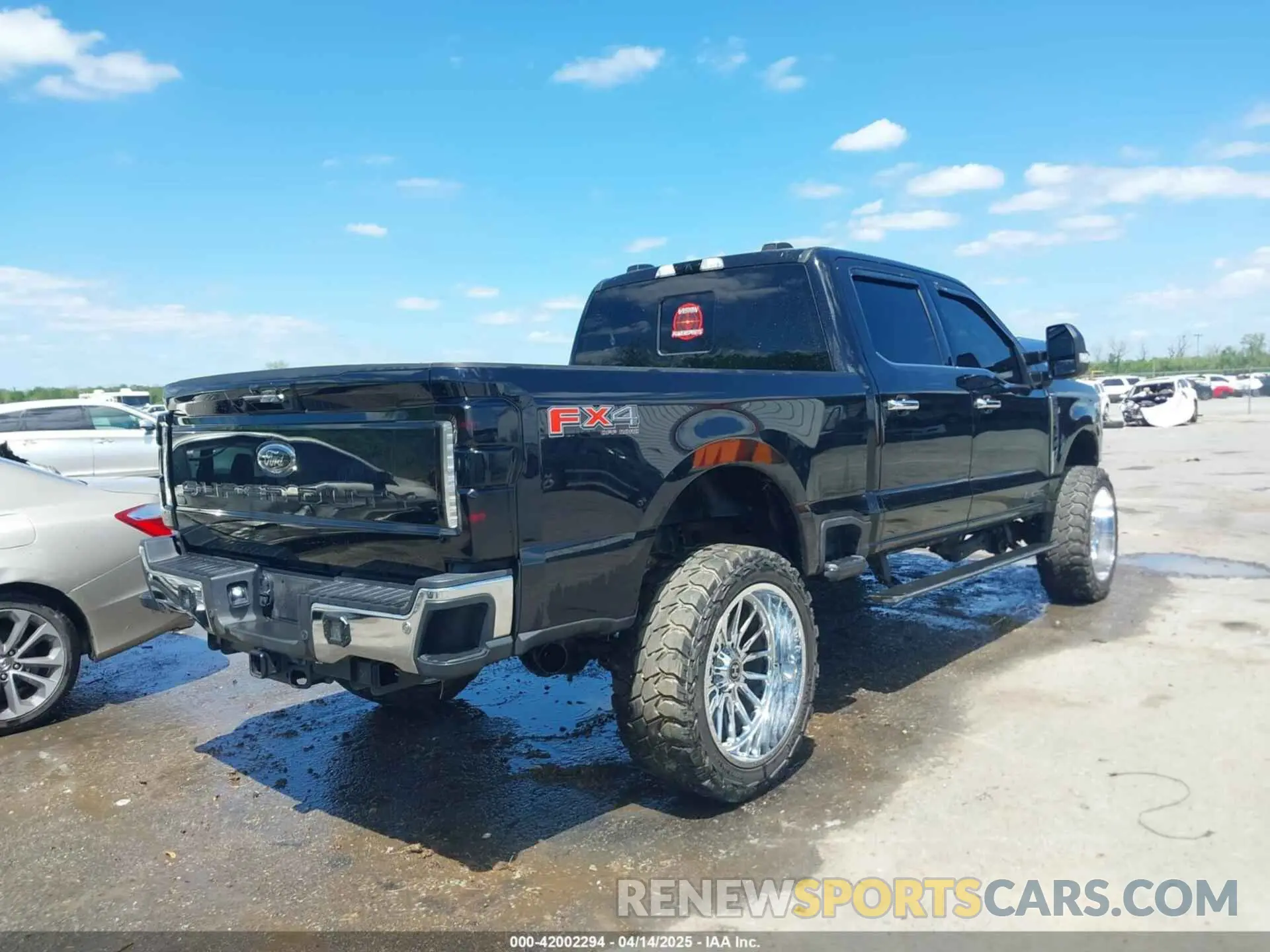 4 Photograph of a damaged car 1FT8W2BT8REE27558 FORD F-250 2024