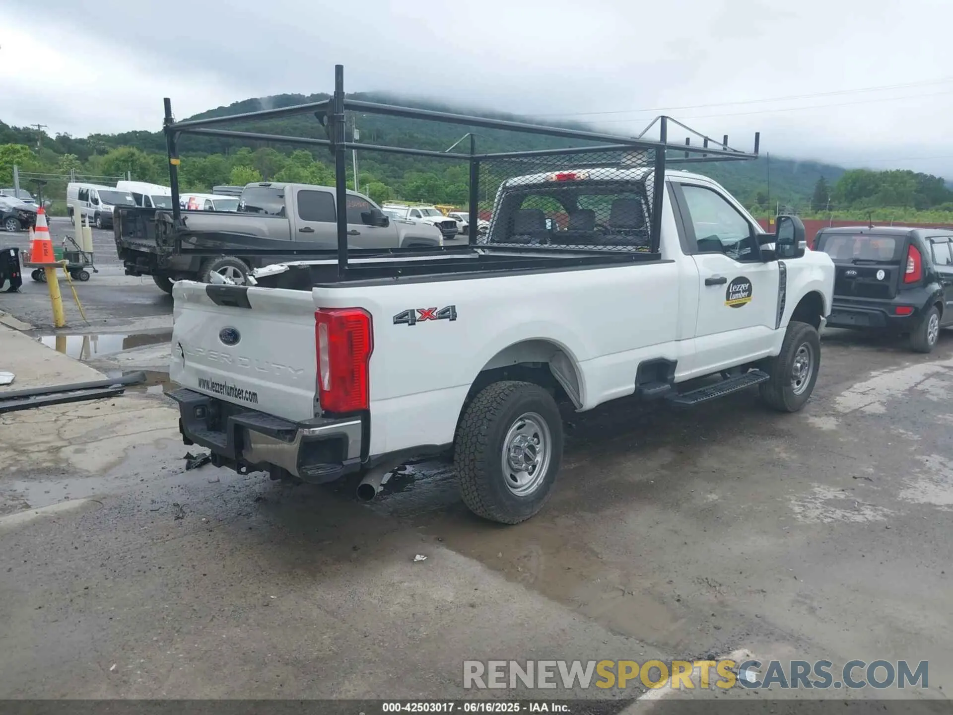 4 Photograph of a damaged car 1FTBF2BA2REC07580 FORD F-250 2024
