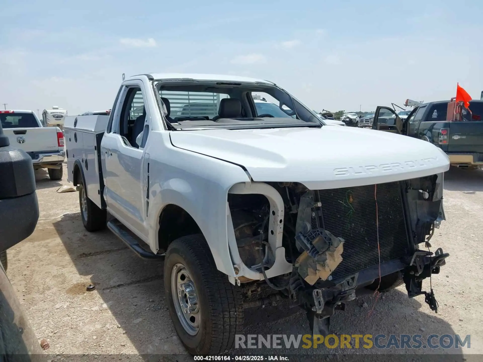 13 Photograph of a damaged car 1FTBF2BA5REE36108 FORD F-250 2024