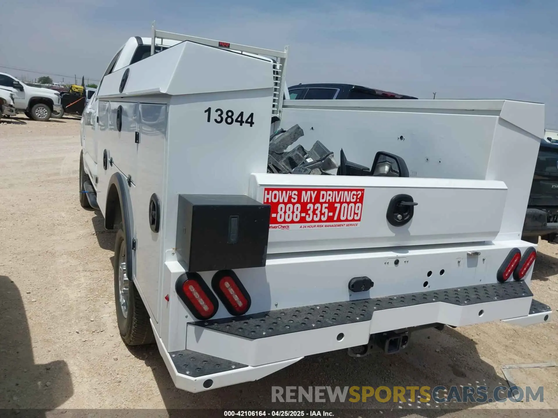 3 Photograph of a damaged car 1FTBF2BA5REE36108 FORD F-250 2024