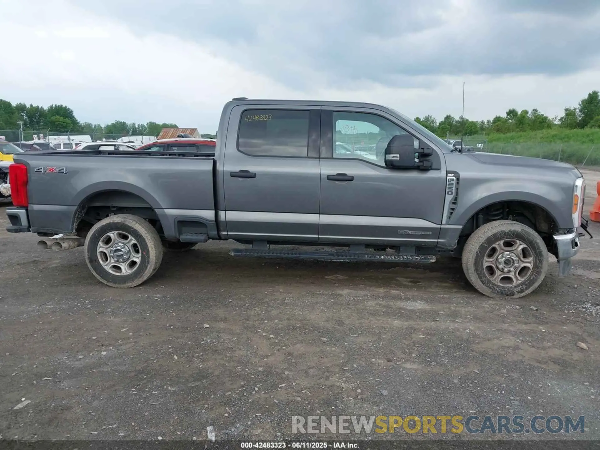 13 Photograph of a damaged car 1FT7W2BT6SEC33936 FORD F-250 2025