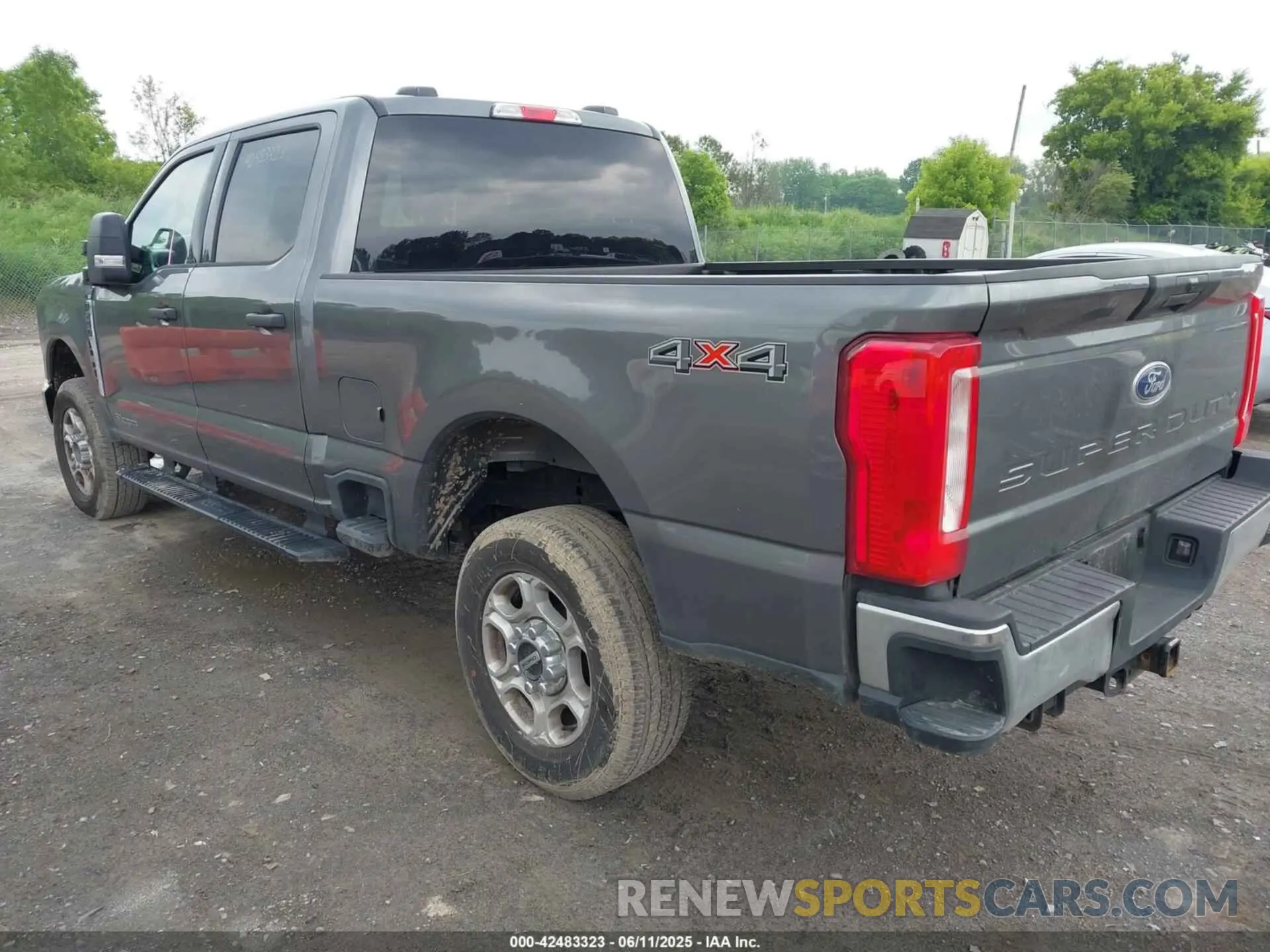 3 Photograph of a damaged car 1FT7W2BT6SEC33936 FORD F-250 2025
