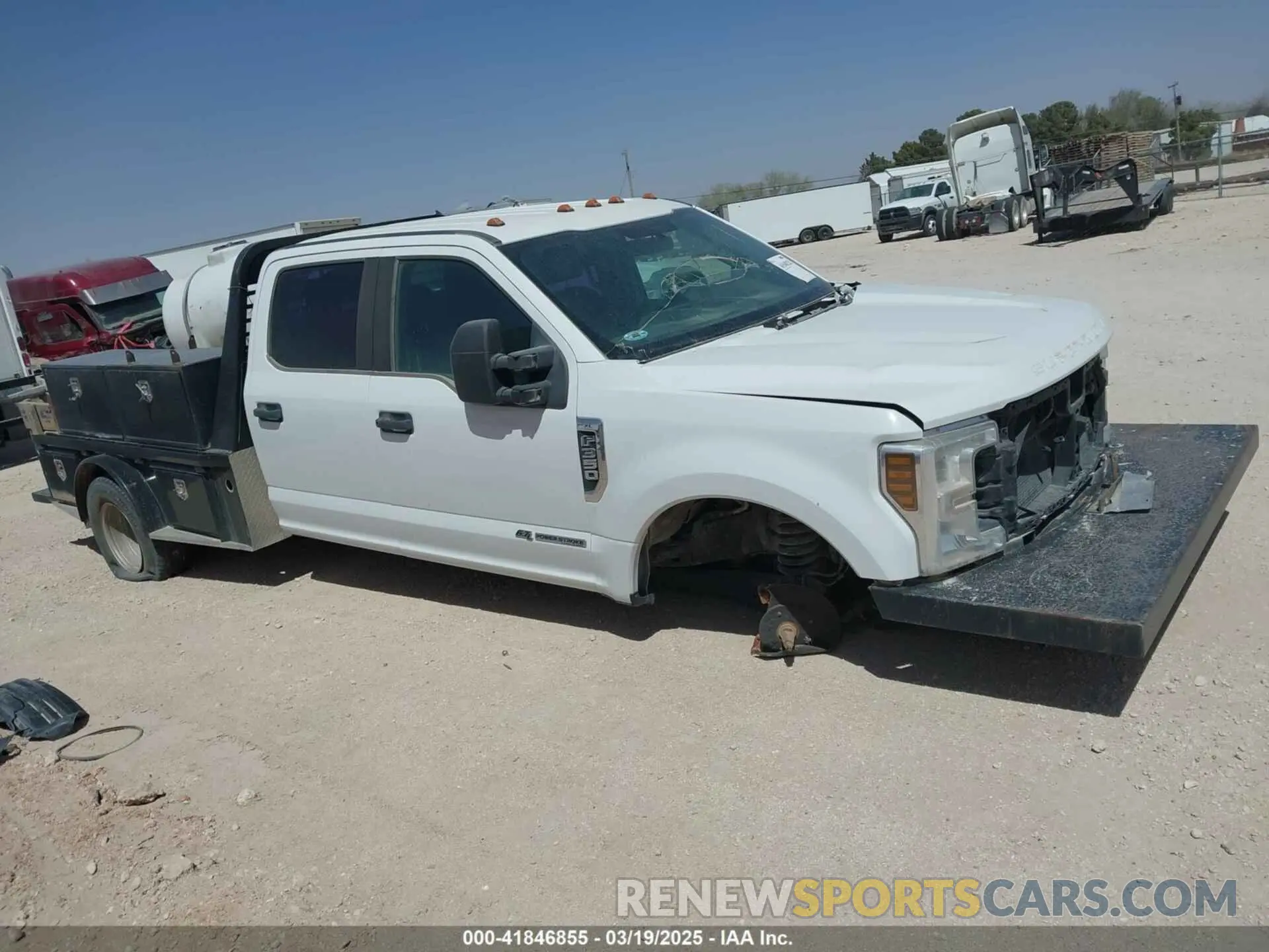 12 Photograph of a damaged car 1FD8W3CT7KEG48655 FORD F-350 2019