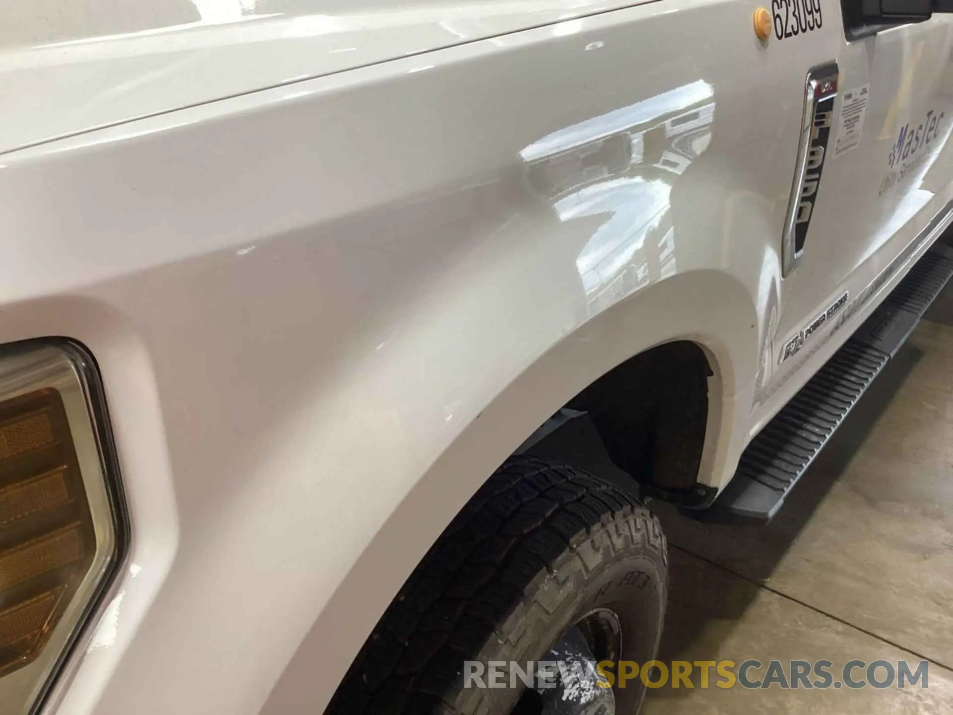 12 Photograph of a damaged car 1FD8W3DT5KEG49561 FORD F-350 2019