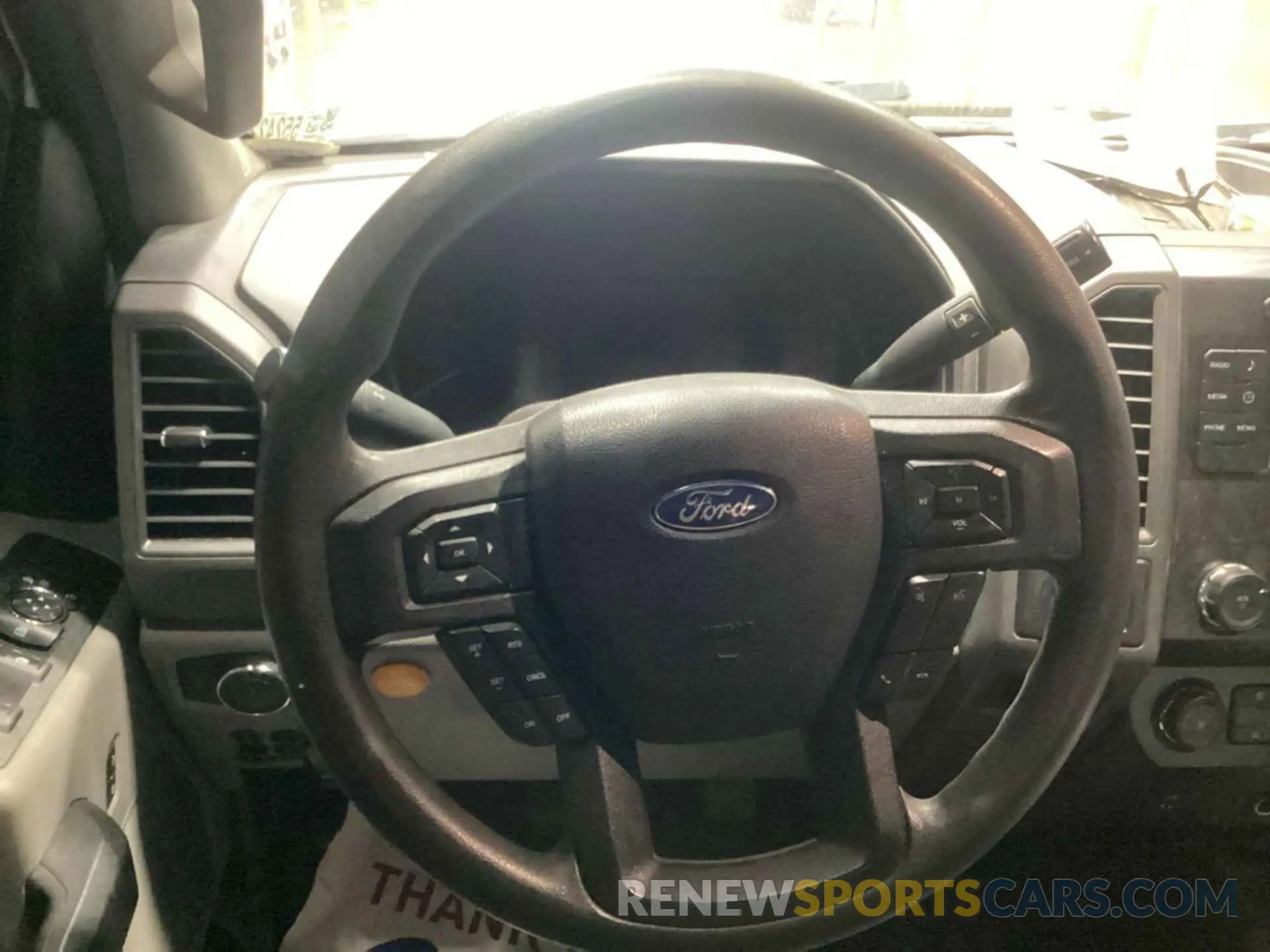 8 Photograph of a damaged car 1FD8W3DT5KEG49561 FORD F-350 2019