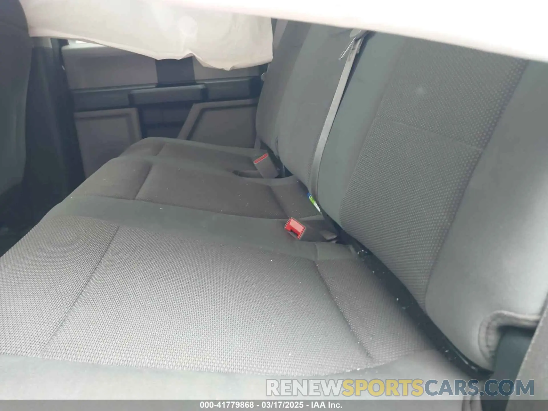 8 Photograph of a damaged car 1FT7W3B65KEF54303 FORD F-350 2019