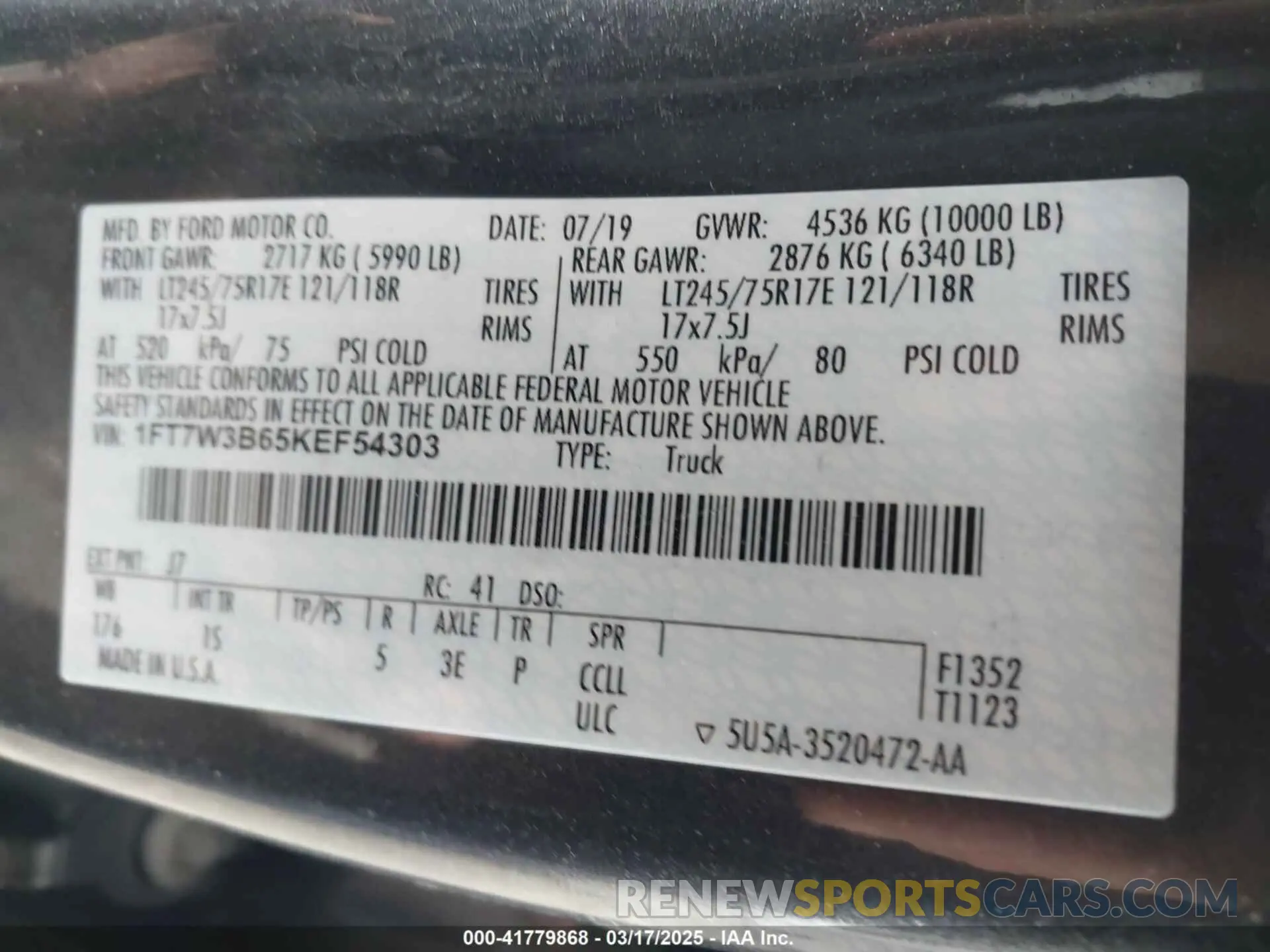 9 Photograph of a damaged car 1FT7W3B65KEF54303 FORD F-350 2019