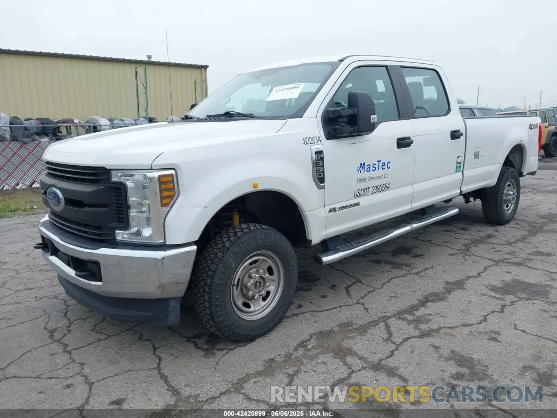 2 Photograph of a damaged car 1FT7W3BT4KED68113 FORD F-350 2019