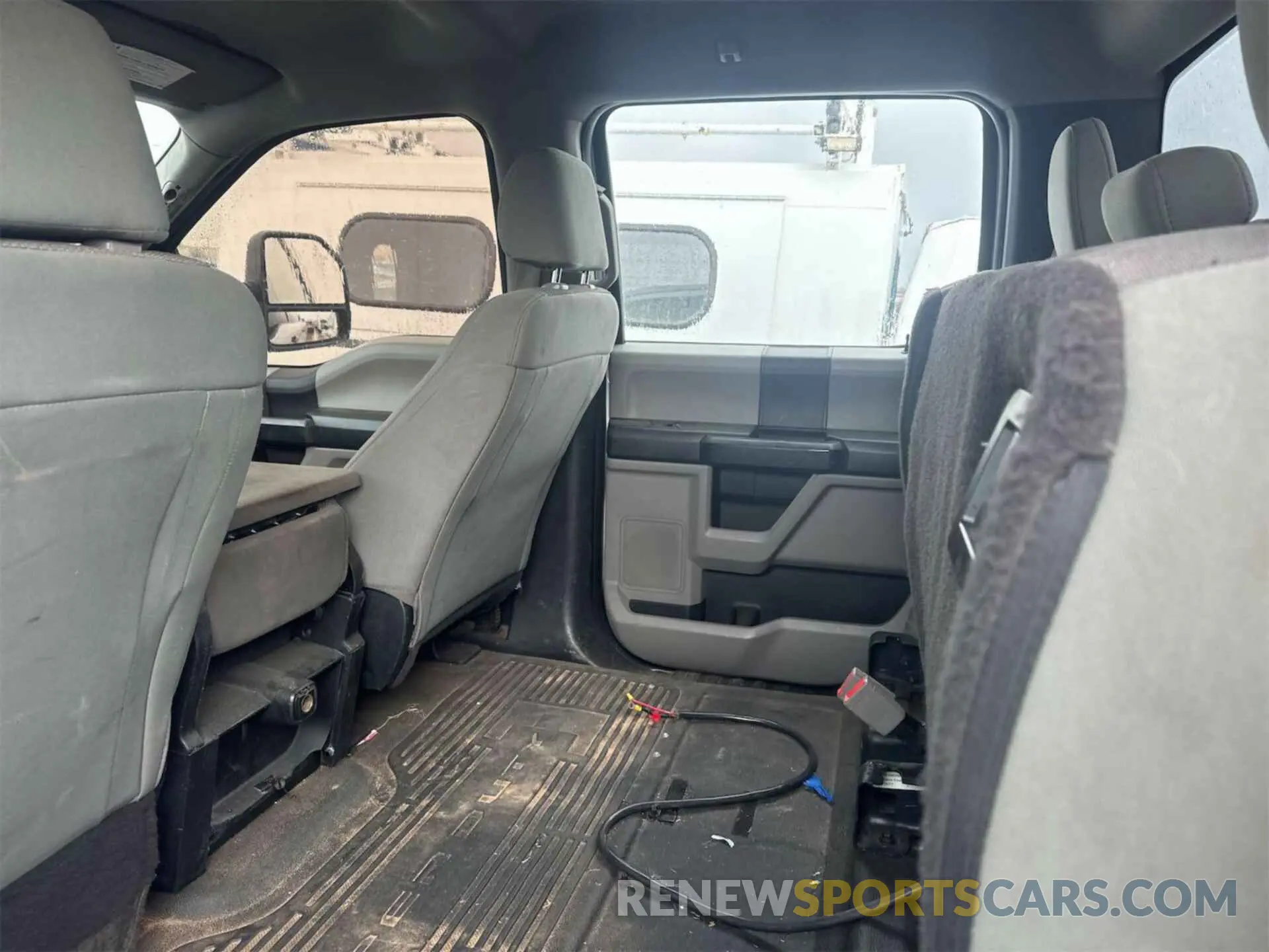 23 Photograph of a damaged car 1FT7W3BTXKED68102 FORD F-350 2019