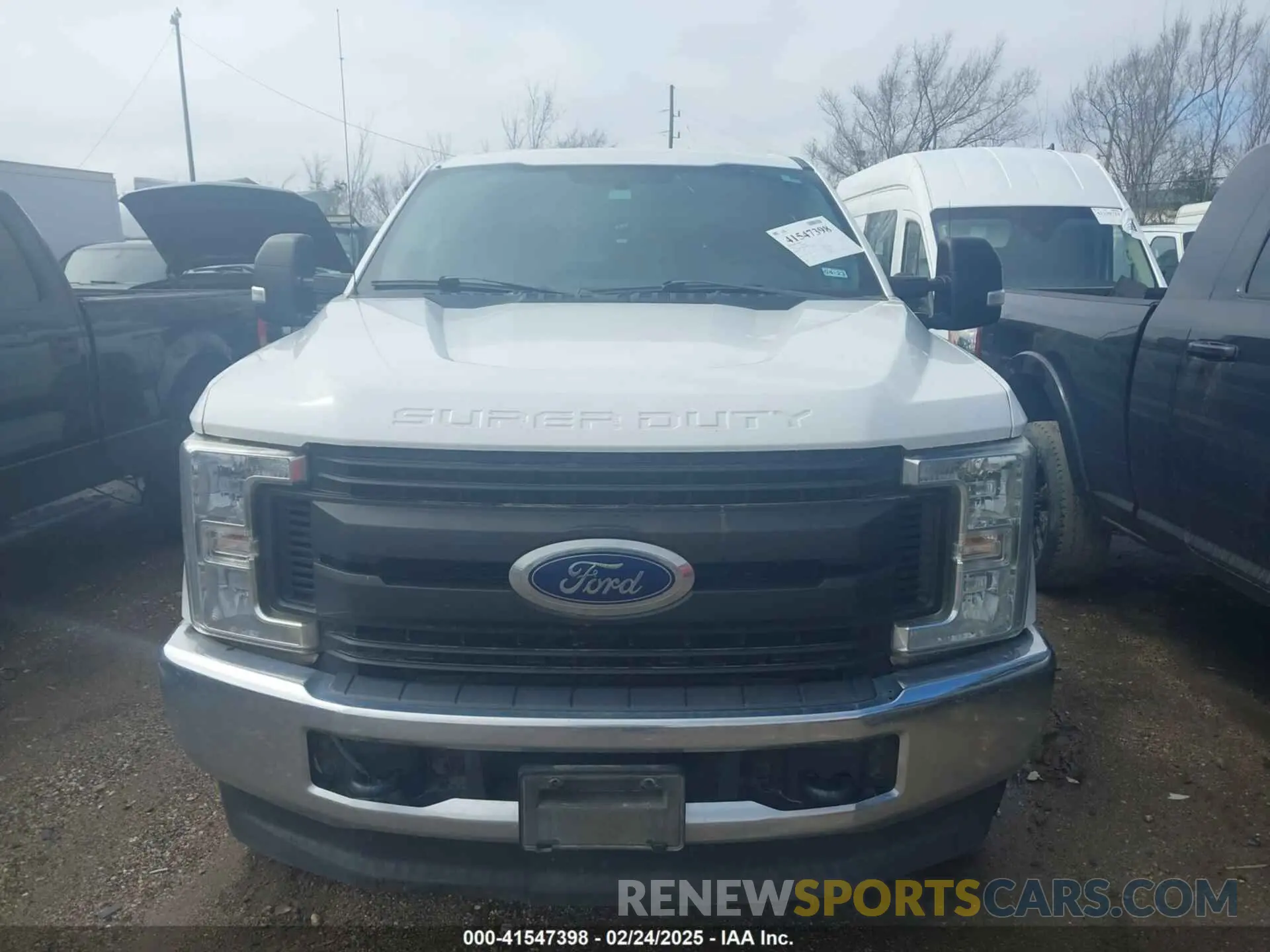 12 Photograph of a damaged car 1FT8W3BT1KEG06231 FORD F-350 2019