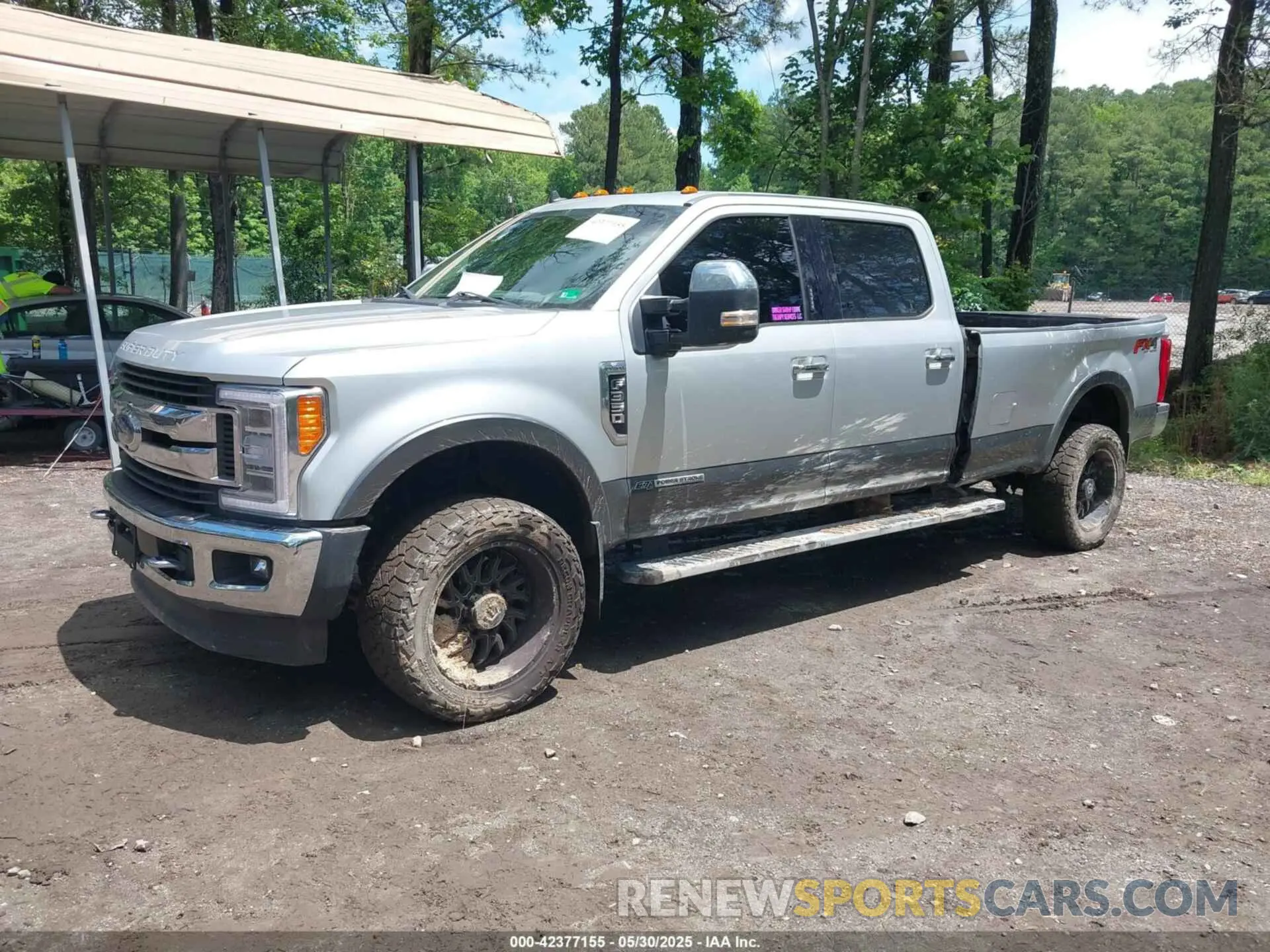2 Photograph of a damaged car 1FT8W3BT2KEF37758 FORD F-350 2019