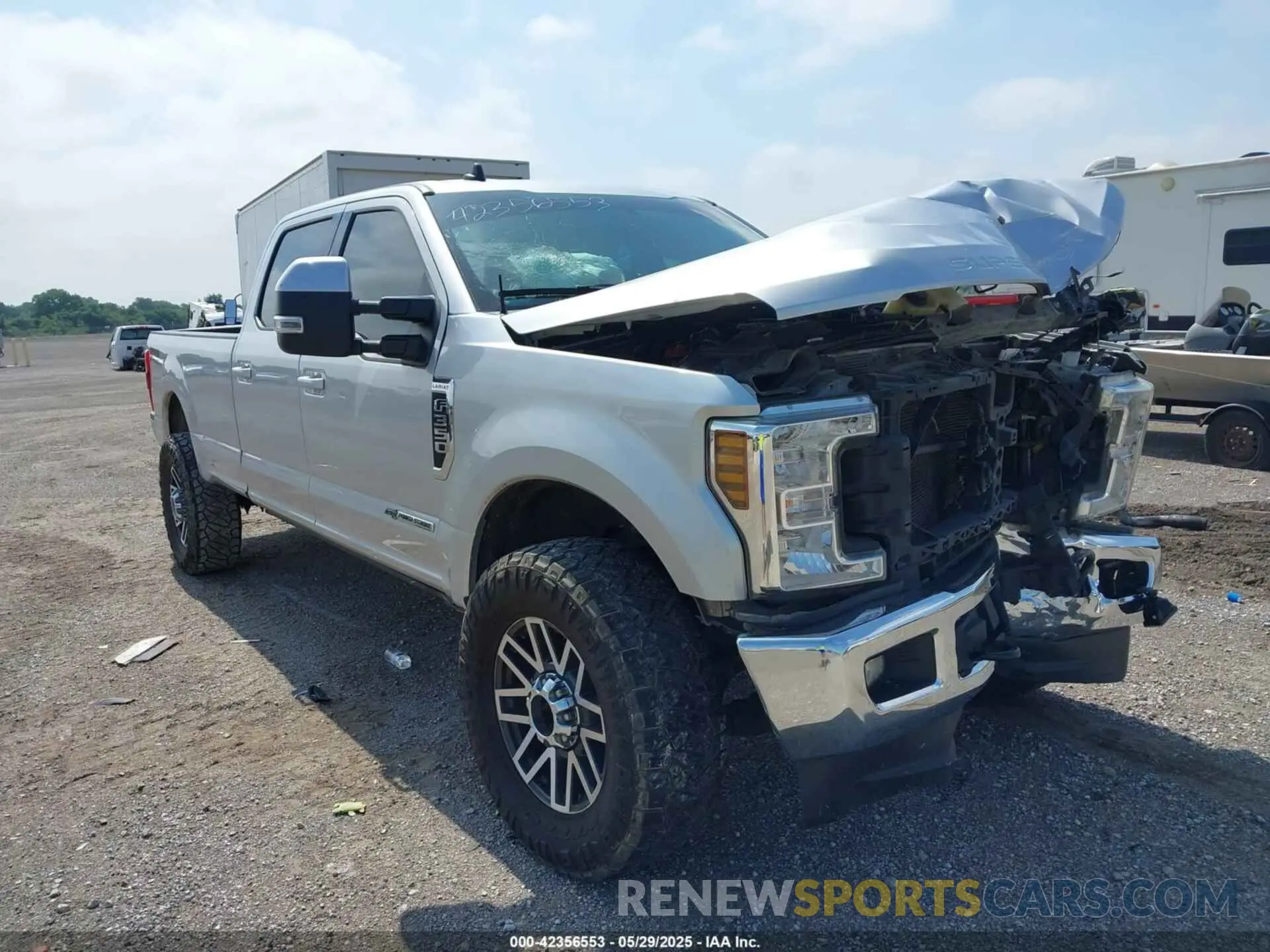 1 Photograph of a damaged car 1FT8W3BT3KEF21343 FORD F-350 2019