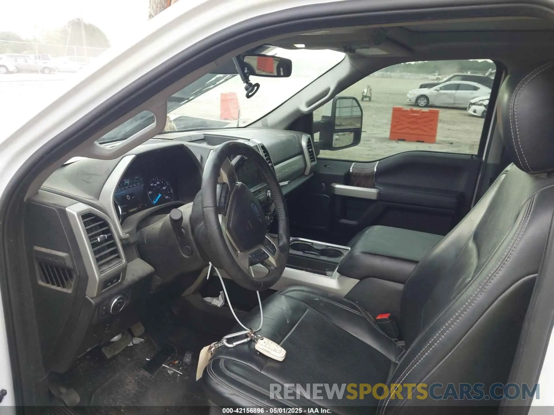 6 Photograph of a damaged car 1FT8W3BT5KEE17677 FORD F-350 2019