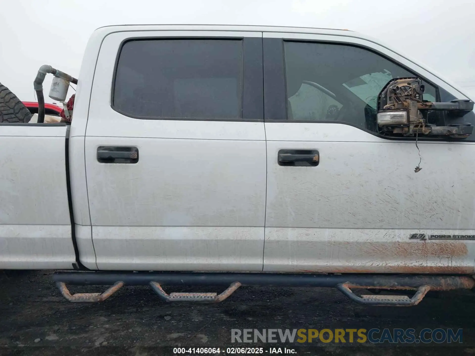 13 Photograph of a damaged car 1FT8W3BT8KEE02526 FORD F-350 2019