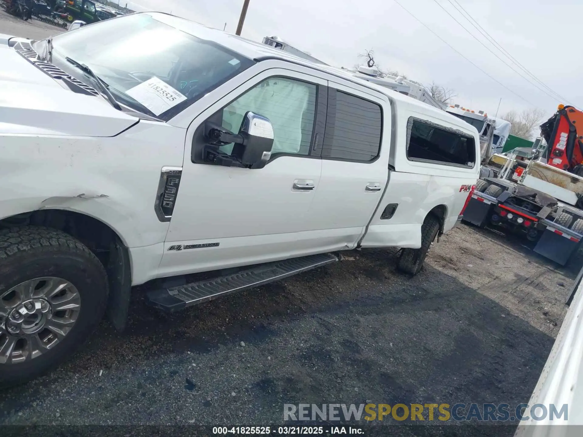 14 Photograph of a damaged car 1FT8W3BT8KEF13299 FORD F-350 2019