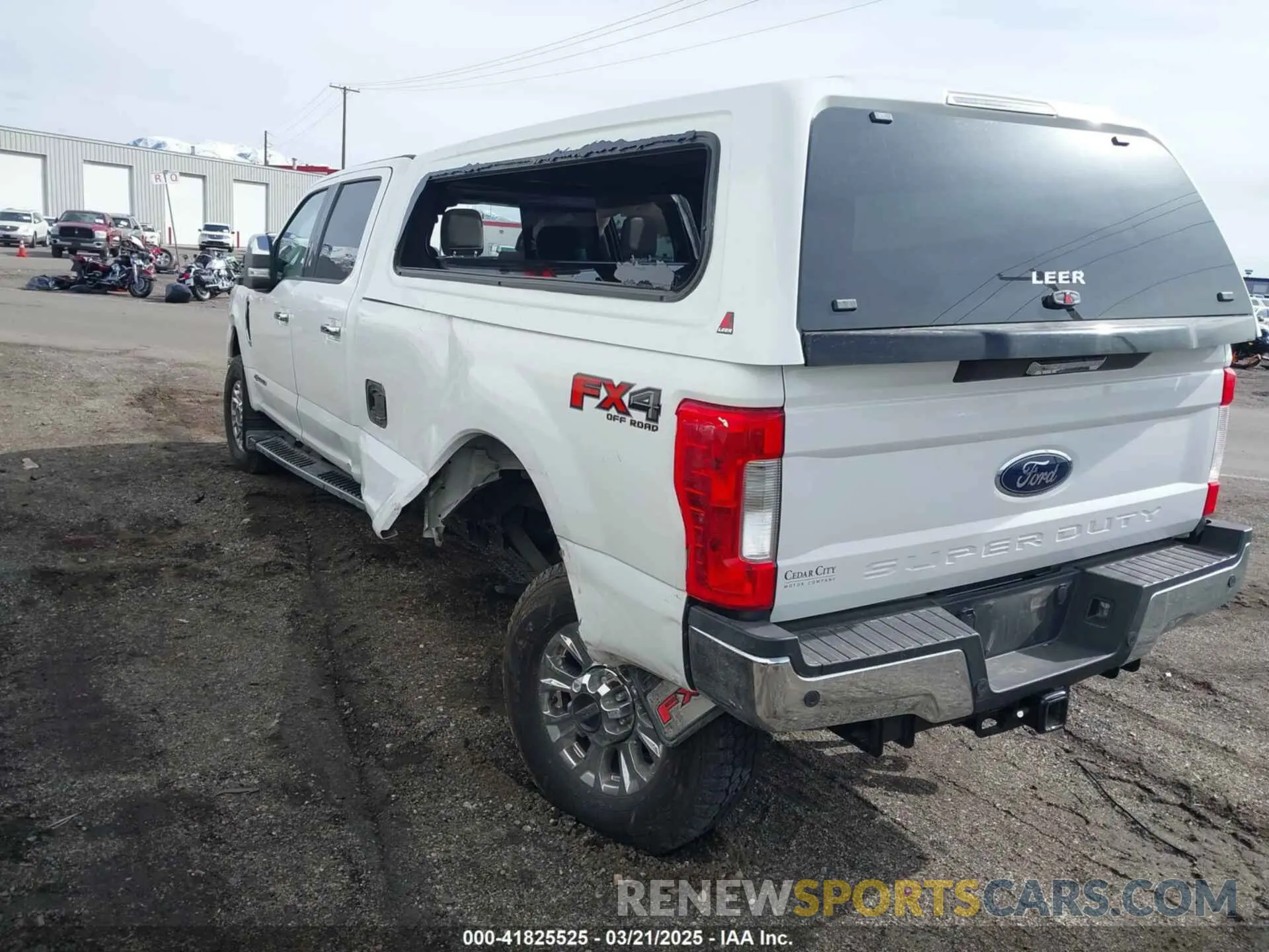 3 Photograph of a damaged car 1FT8W3BT8KEF13299 FORD F-350 2019