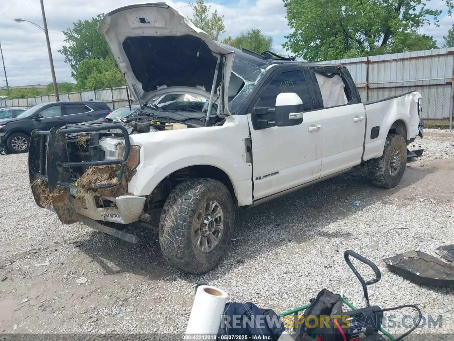 2 Photograph of a damaged car 1FT8W3BT9KEE61844 FORD F-350 2019
