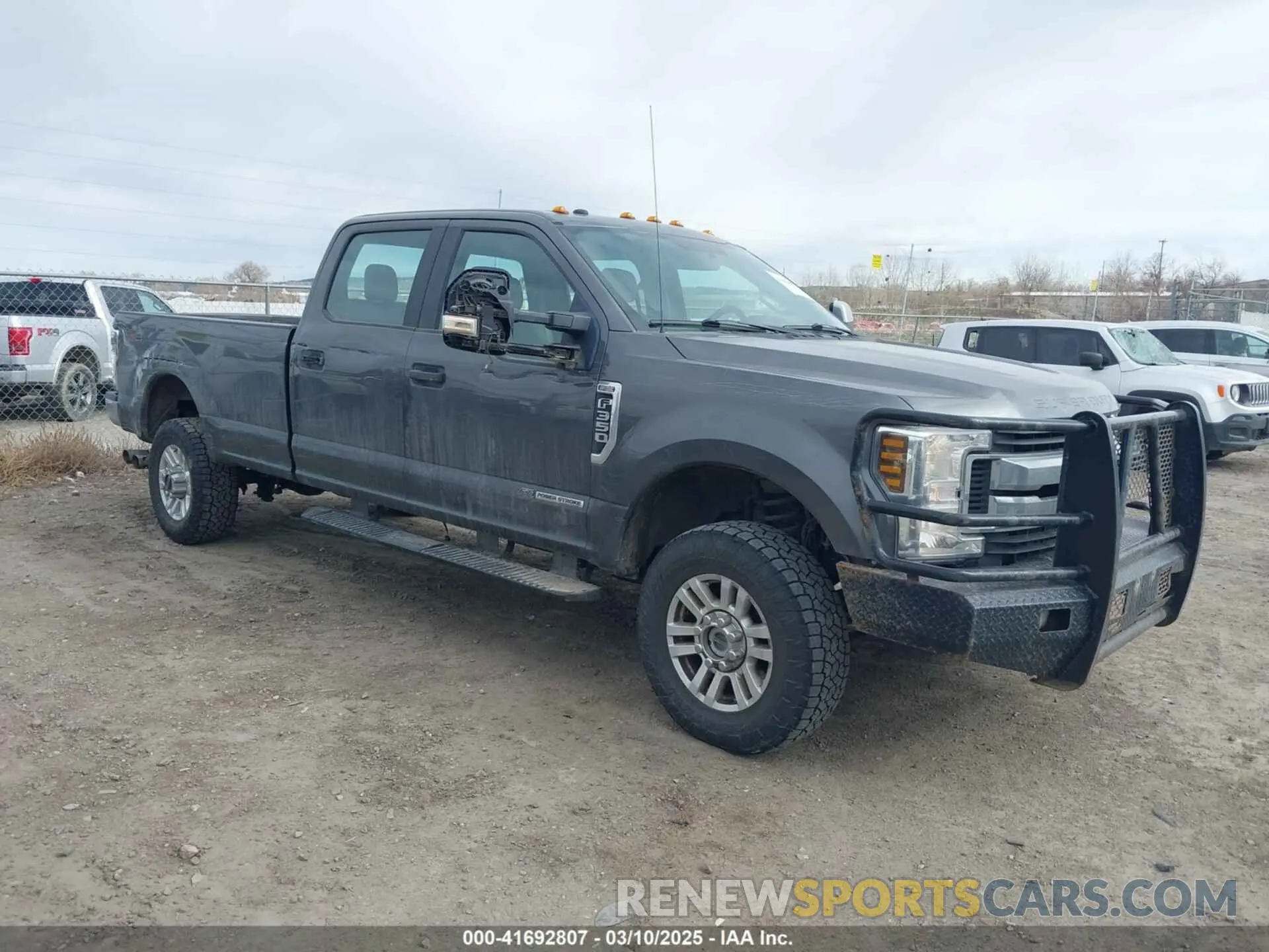 1 Photograph of a damaged car 1FT8W3BT9KEF02831 FORD F-350 2019