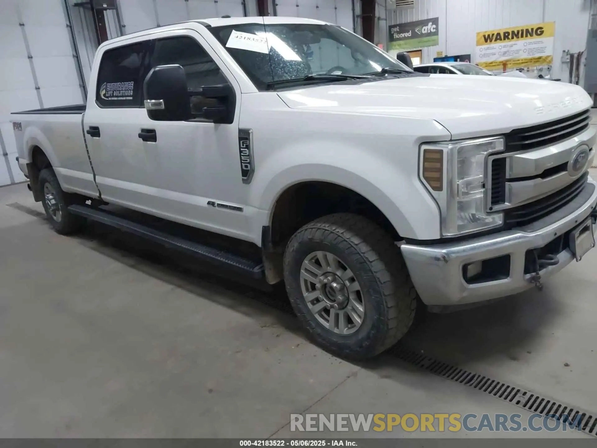 1 Photograph of a damaged car 1FT8W3BT9KEF33769 FORD F-350 2019