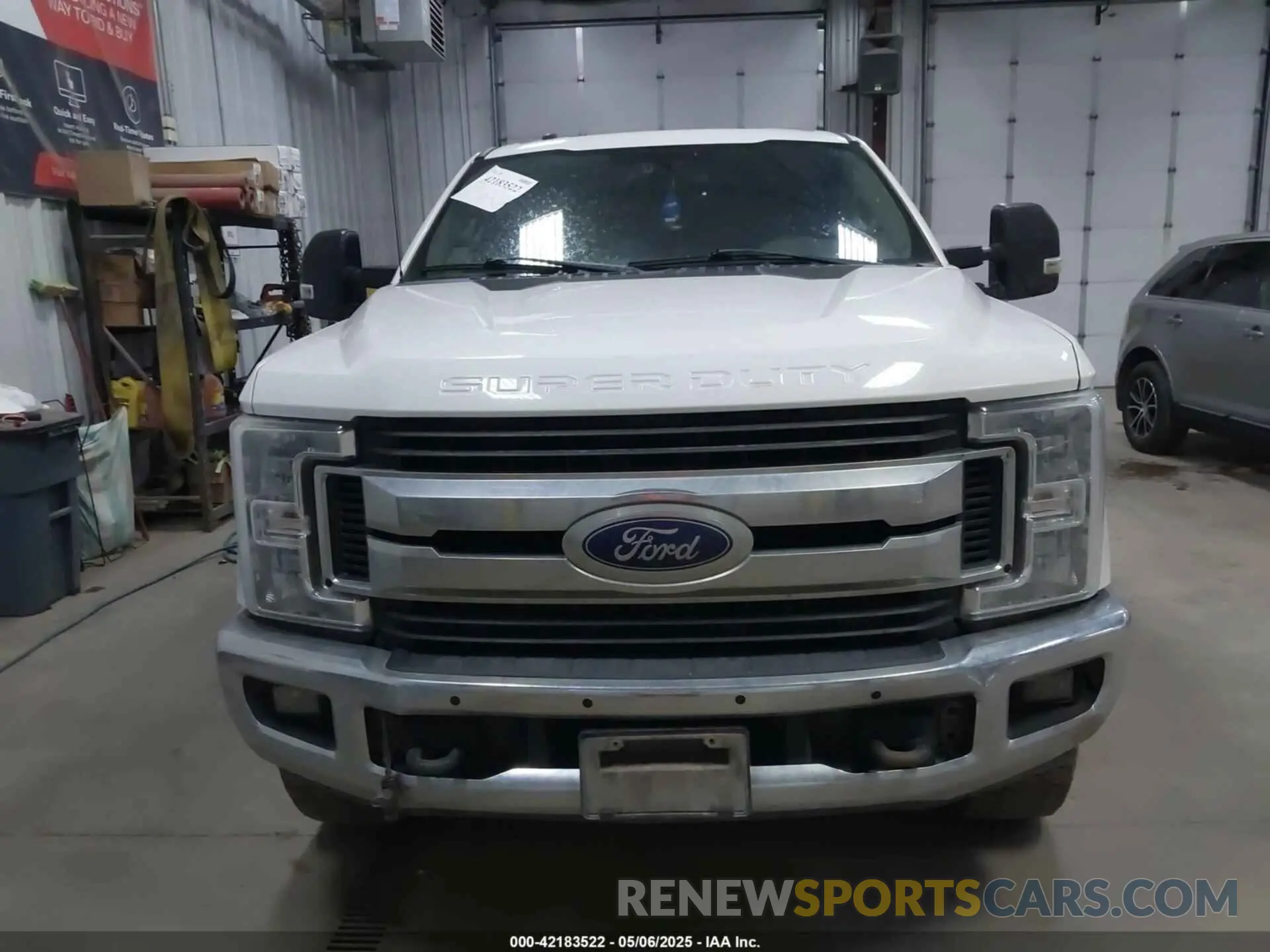 13 Photograph of a damaged car 1FT8W3BT9KEF33769 FORD F-350 2019