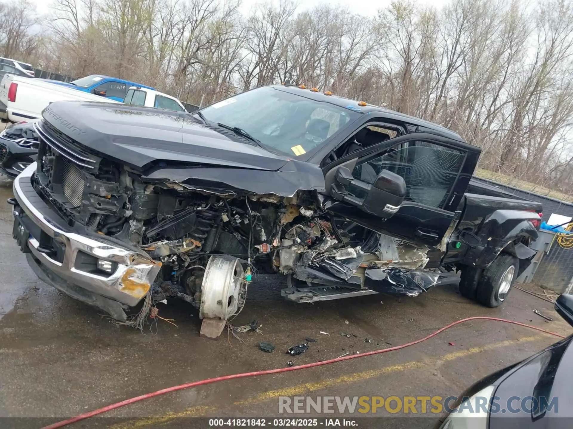 10 Photograph of a damaged car 1FT8W3DT1KEG20207 FORD F-350 2019