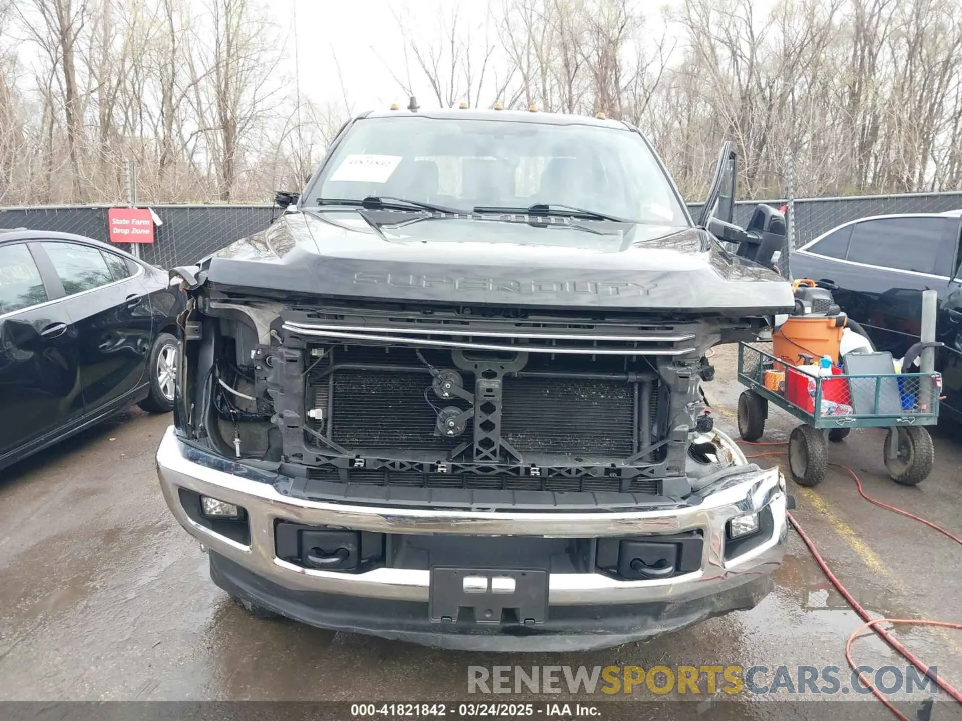 13 Photograph of a damaged car 1FT8W3DT1KEG20207 FORD F-350 2019
