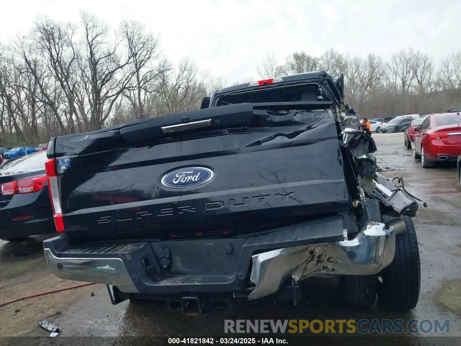 16 Photograph of a damaged car 1FT8W3DT1KEG20207 FORD F-350 2019